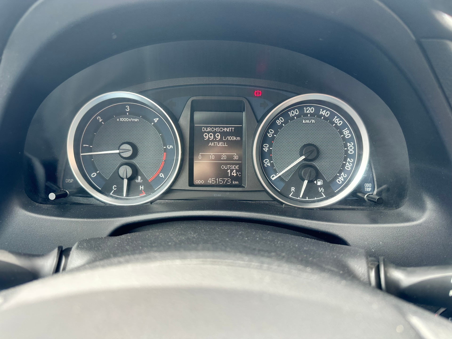 TOYOTA Auris Touring Sports 2.0 D-4D Trend-image-9