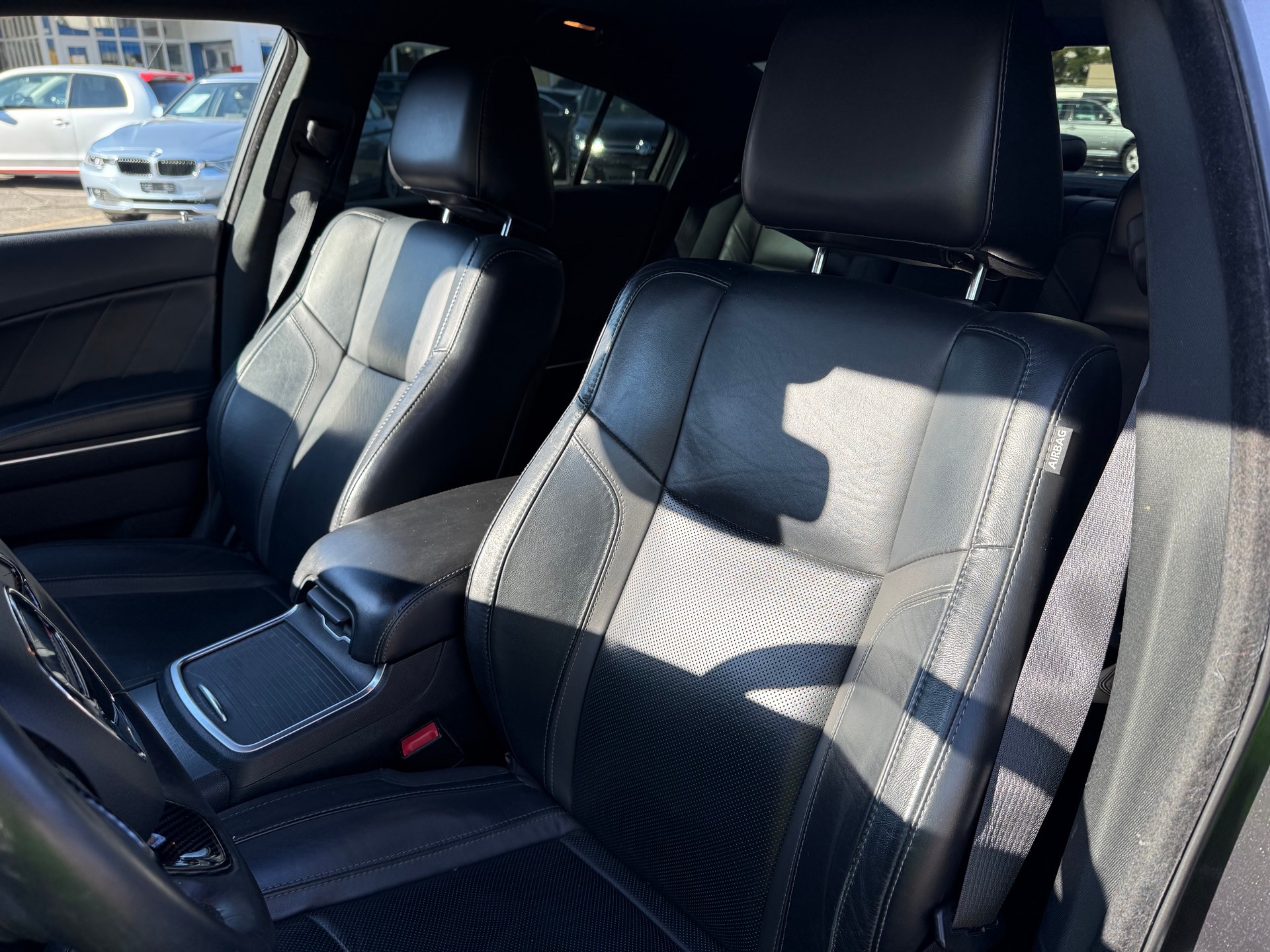 DODGE Charger 3.6-image-7