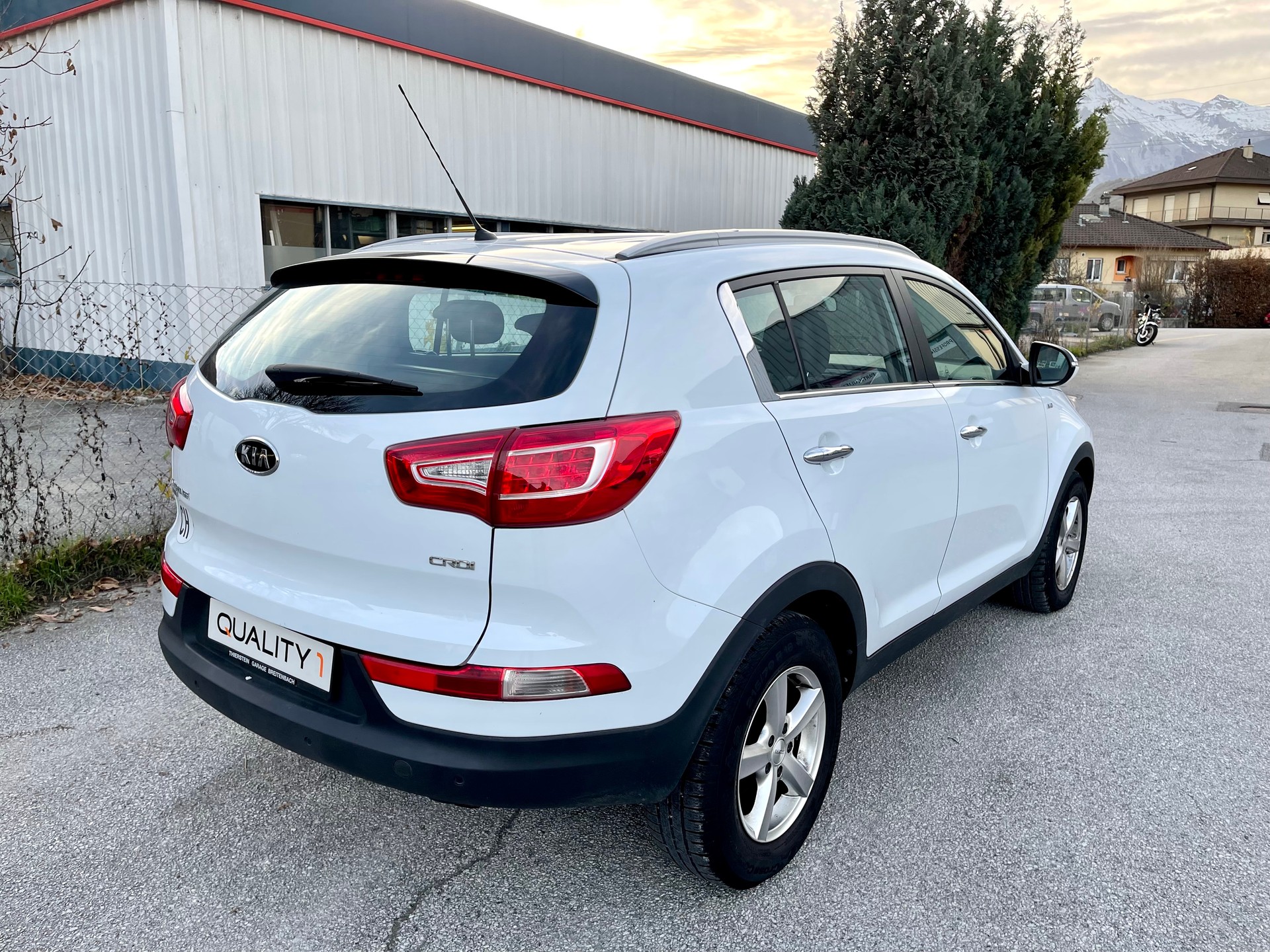 KIA Sportage 2.0 CRDi Trend 4WD-image-28
