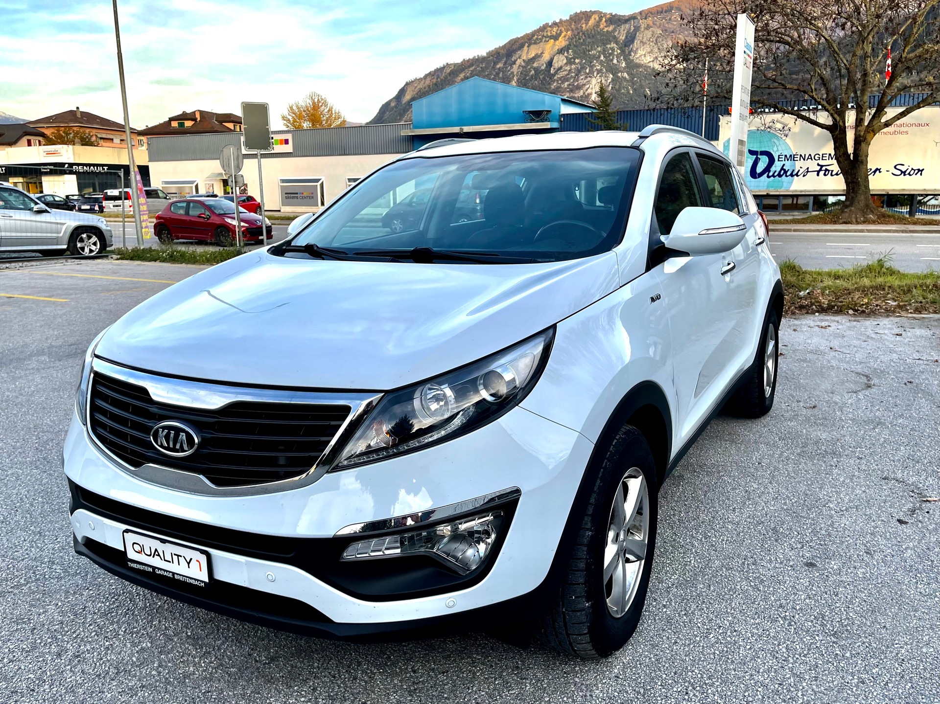 KIA Sportage 2.0 CRDi Trend 4WD-showroom-element-2