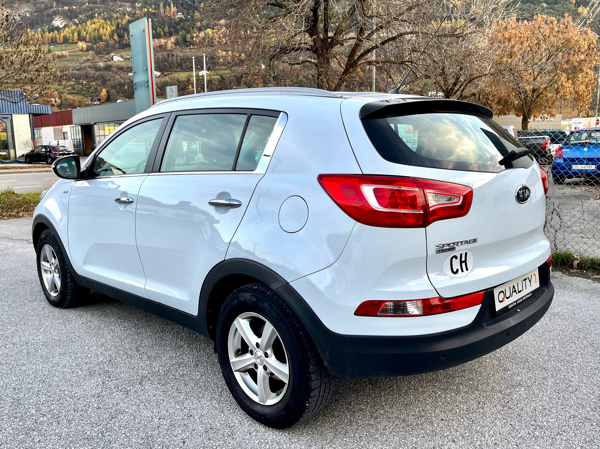KIA Sportage 2.0 CRDi Trend 4WD-showroom-element-3