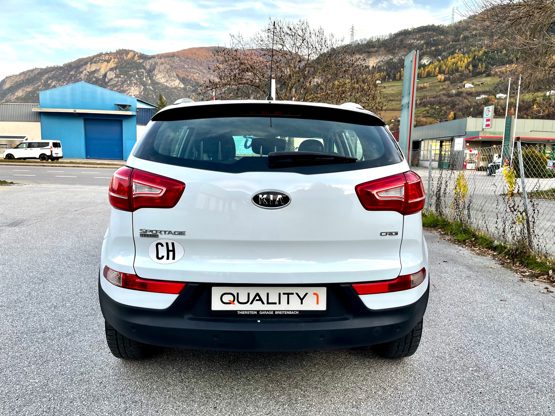 KIA Sportage 2.0 CRDi Trend 4WD-image-11