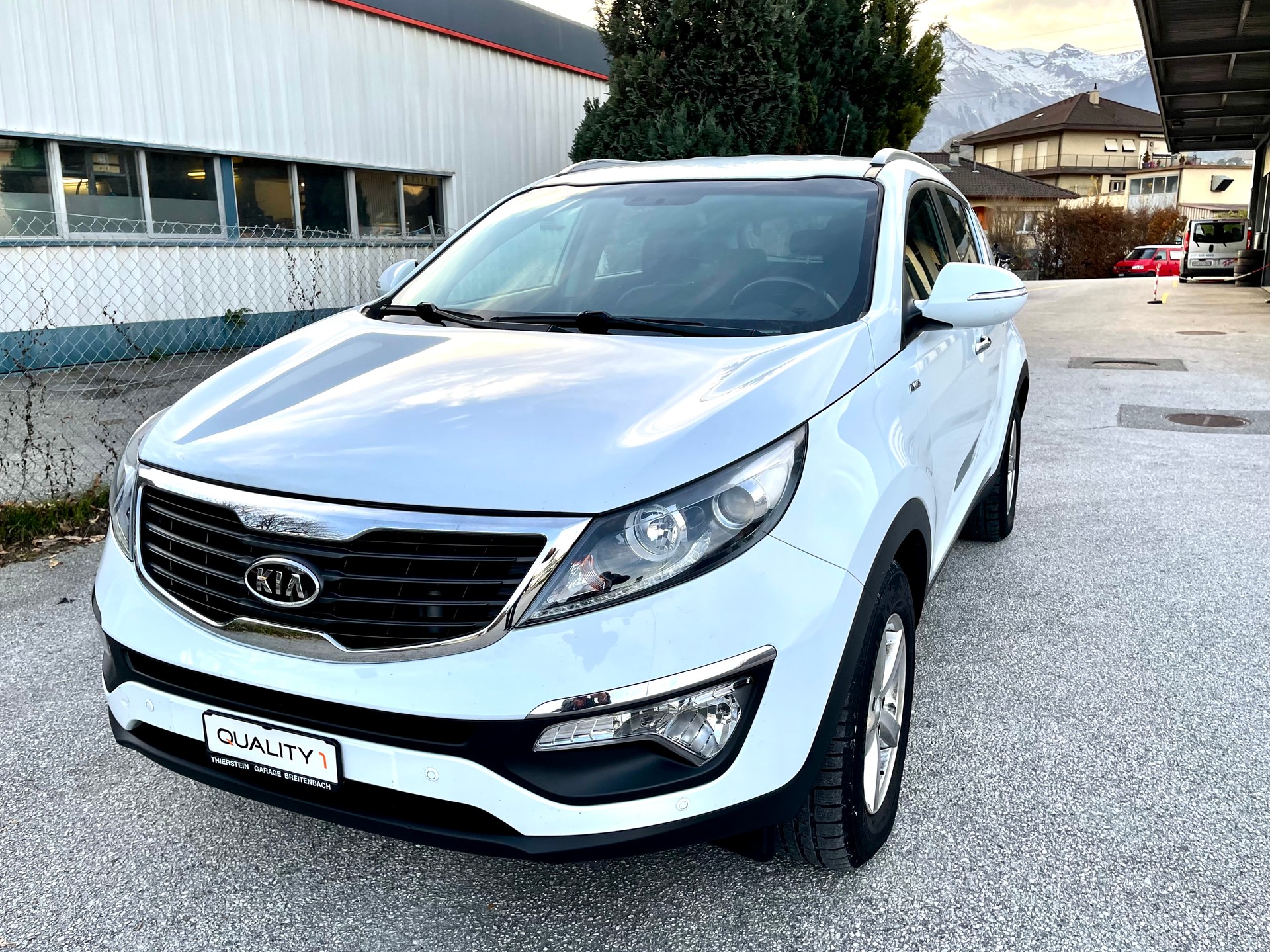 KIA Sportage 2.0 CRDi Trend 4WD-image-7