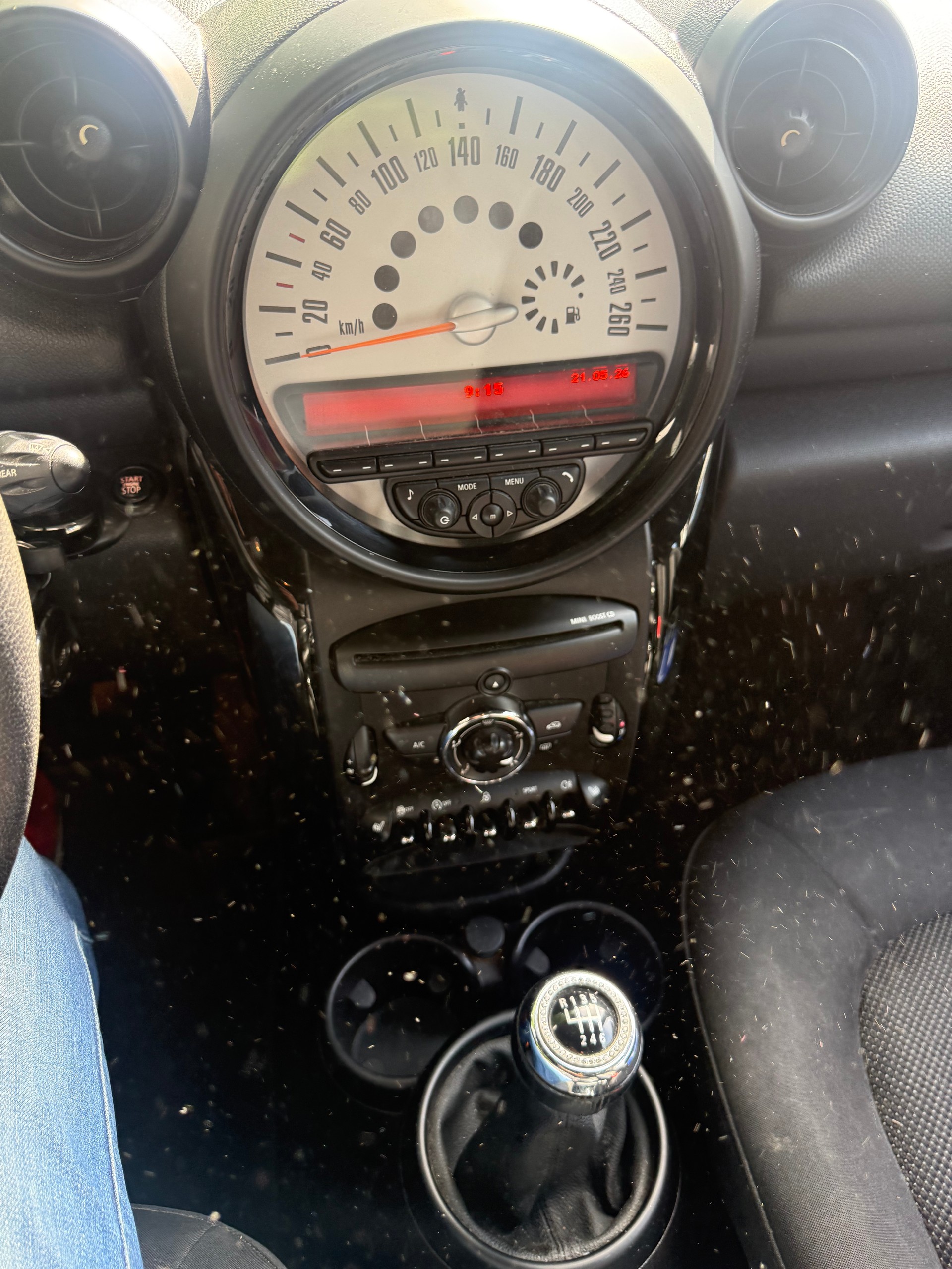MINI Countryman Cooper D ALL4-image-8