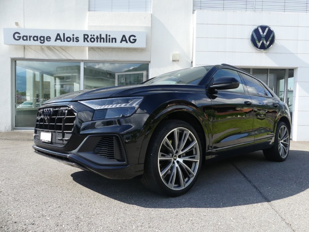 AUDI Q8 55 TFSI quattro tiptronic