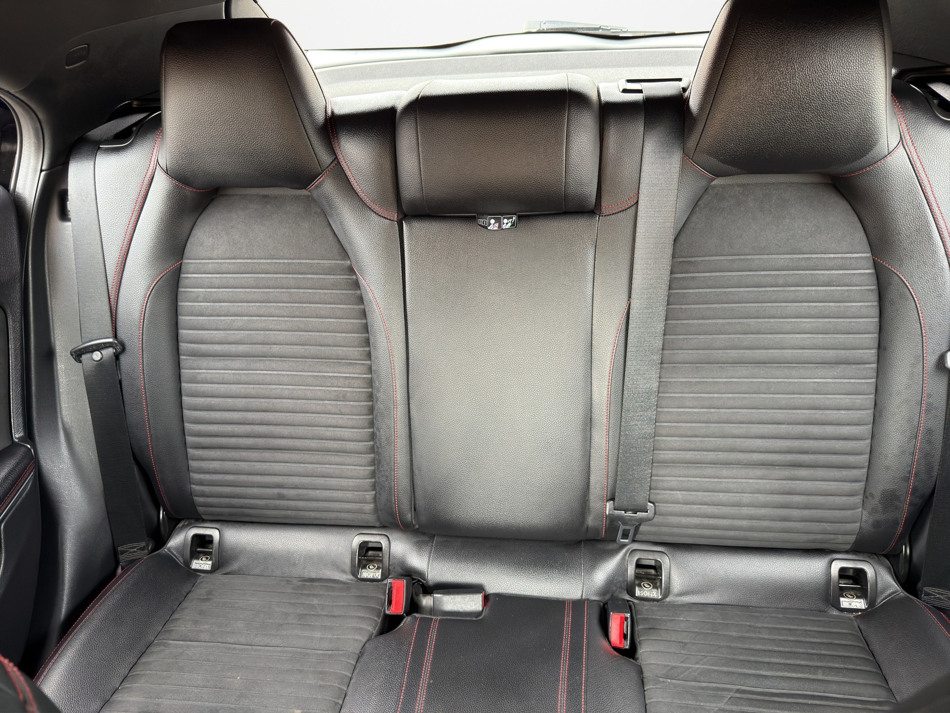 MERCEDES-BENZ A 45 AMG 4Matic Speedshift 7G-DCT-image-15