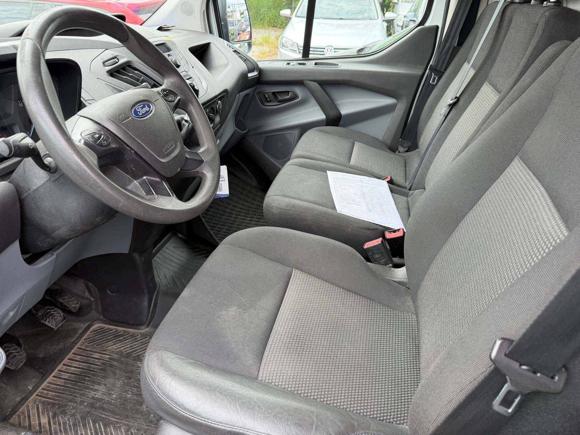 FORD Transit Custom Van 250 L1H1 Ambiente-image-3