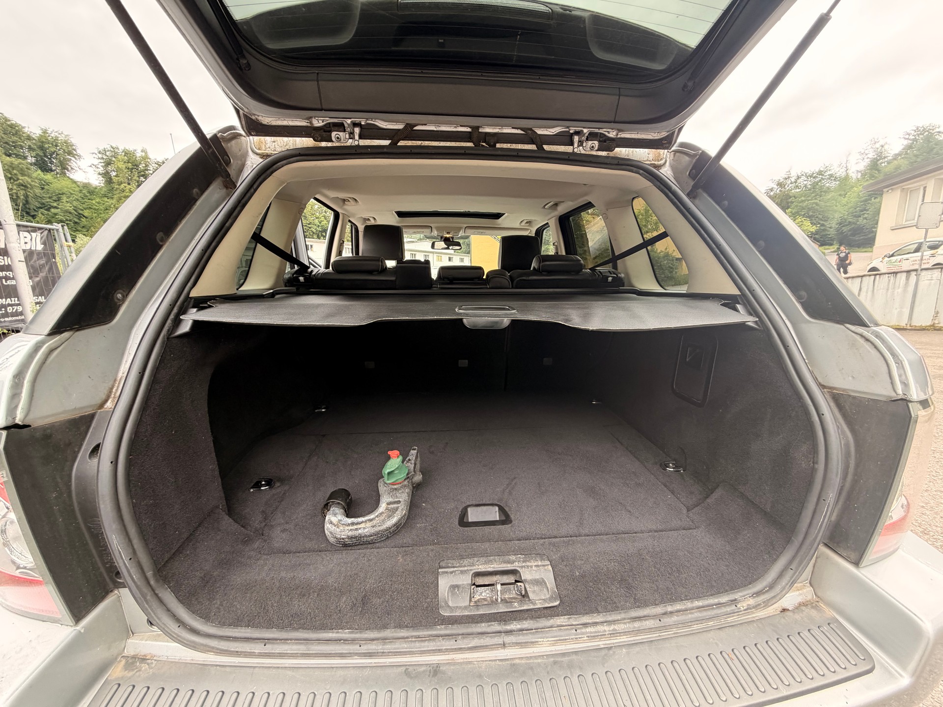 LAND ROVER Range Rover Sport 3.0 TDV6 HSE Automatic-image-12