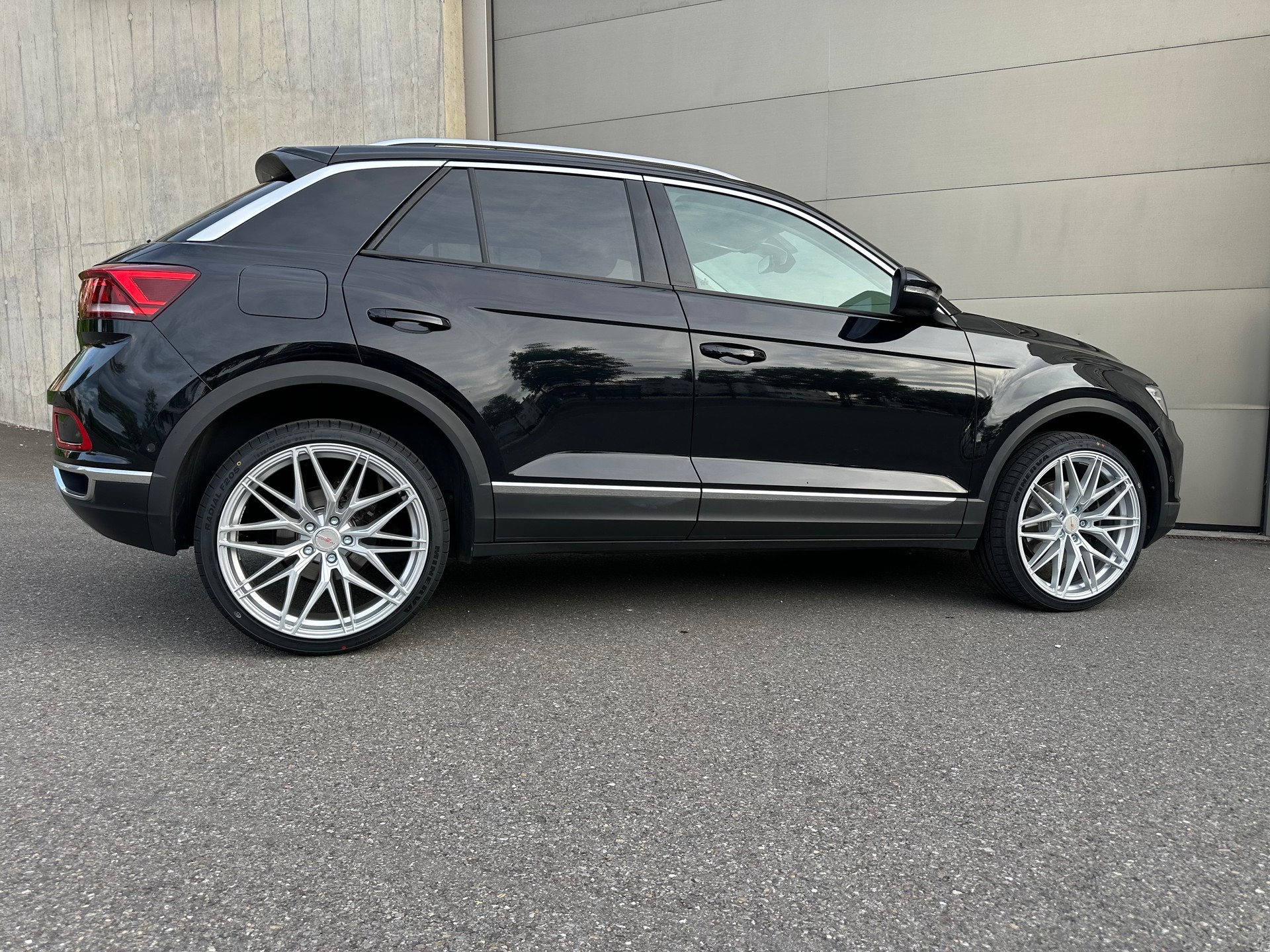 VW T-Roc 2.0 TDI 190PS Sport DSG-showroom-element-3