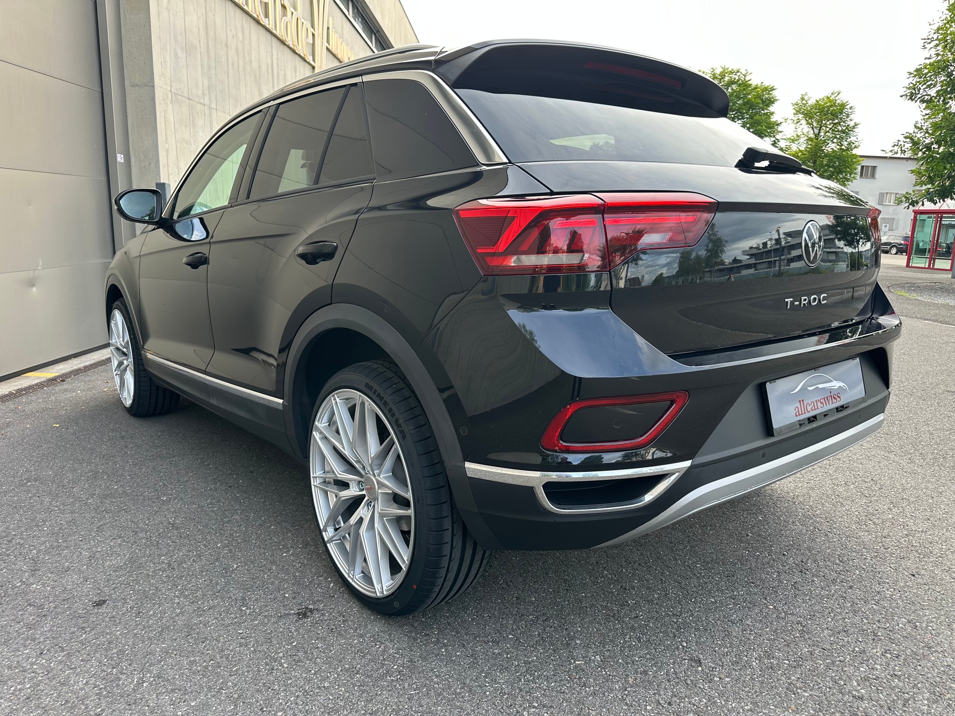 VW T-Roc 2.0 TDI 190PS Sport DSG-image-30