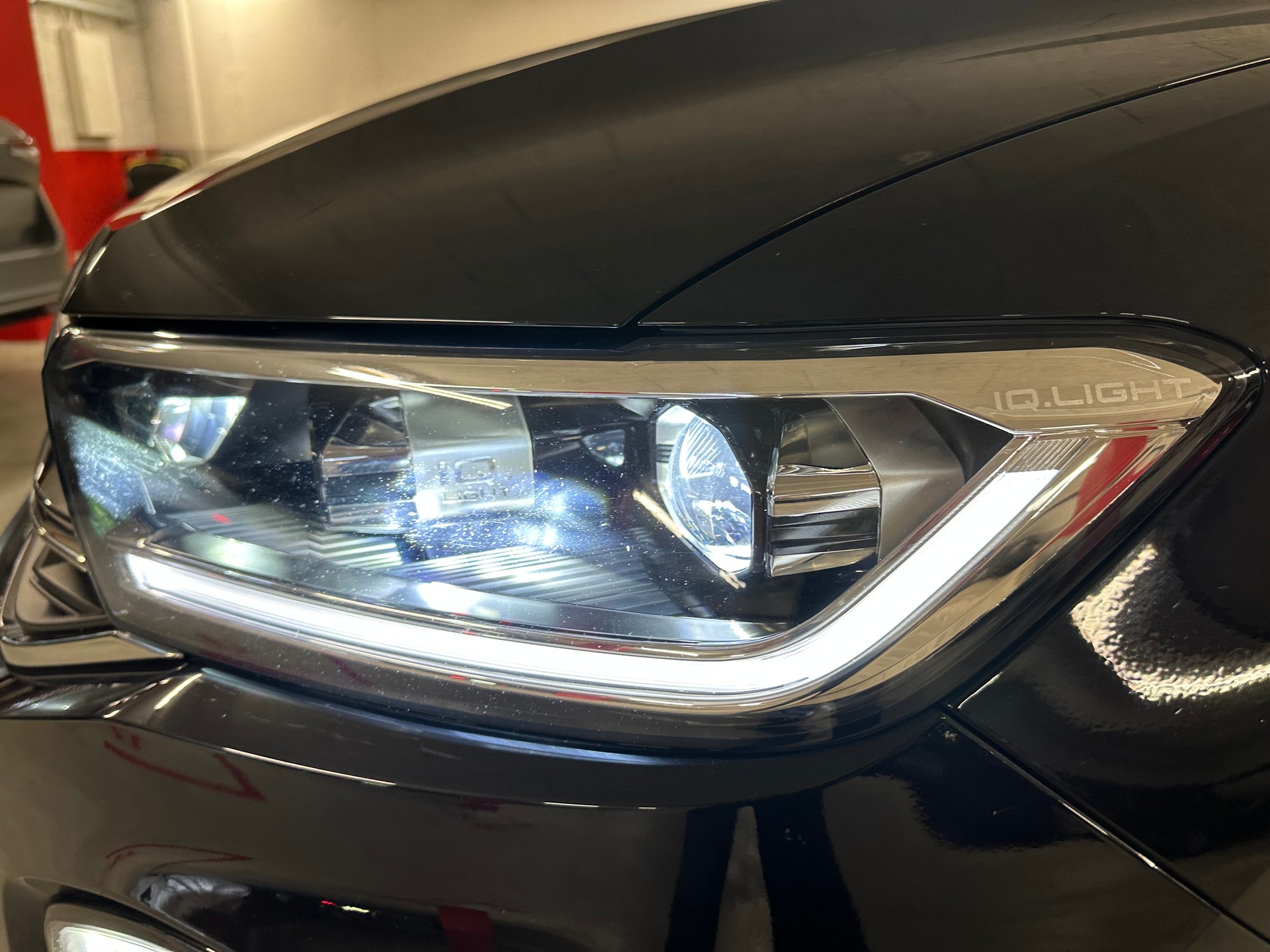 VW T-Roc 2.0 TDI 190PS Sport DSG-image-26