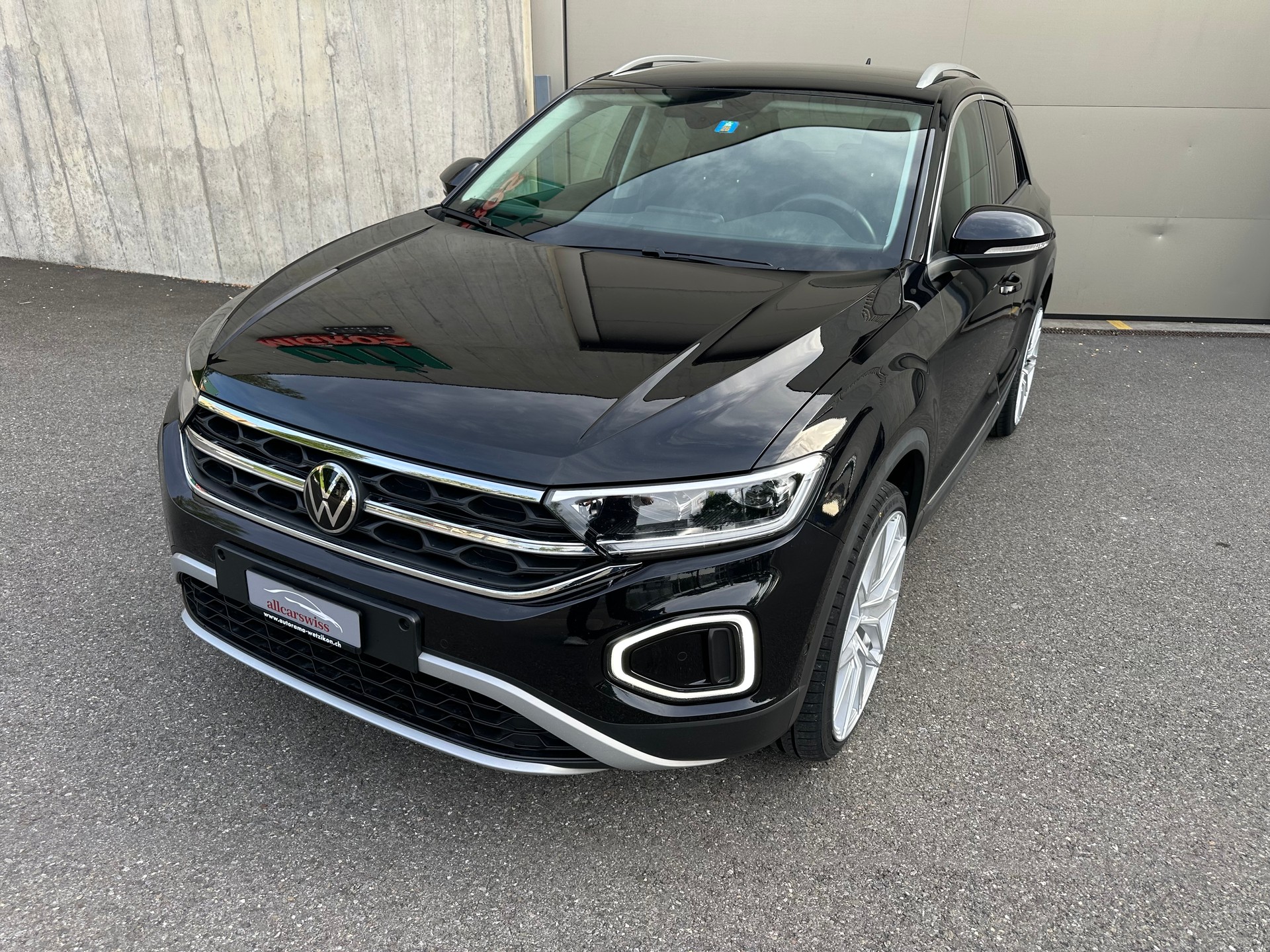 VW T-Roc 2.0 TDI 190PS Sport DSG-showroom-element-1