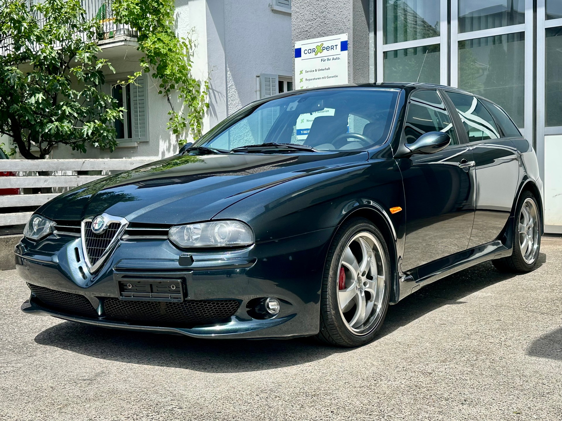 ALFA ROMEO 156 Sportwagon 3.2 V6 GTA-showroom-element-3