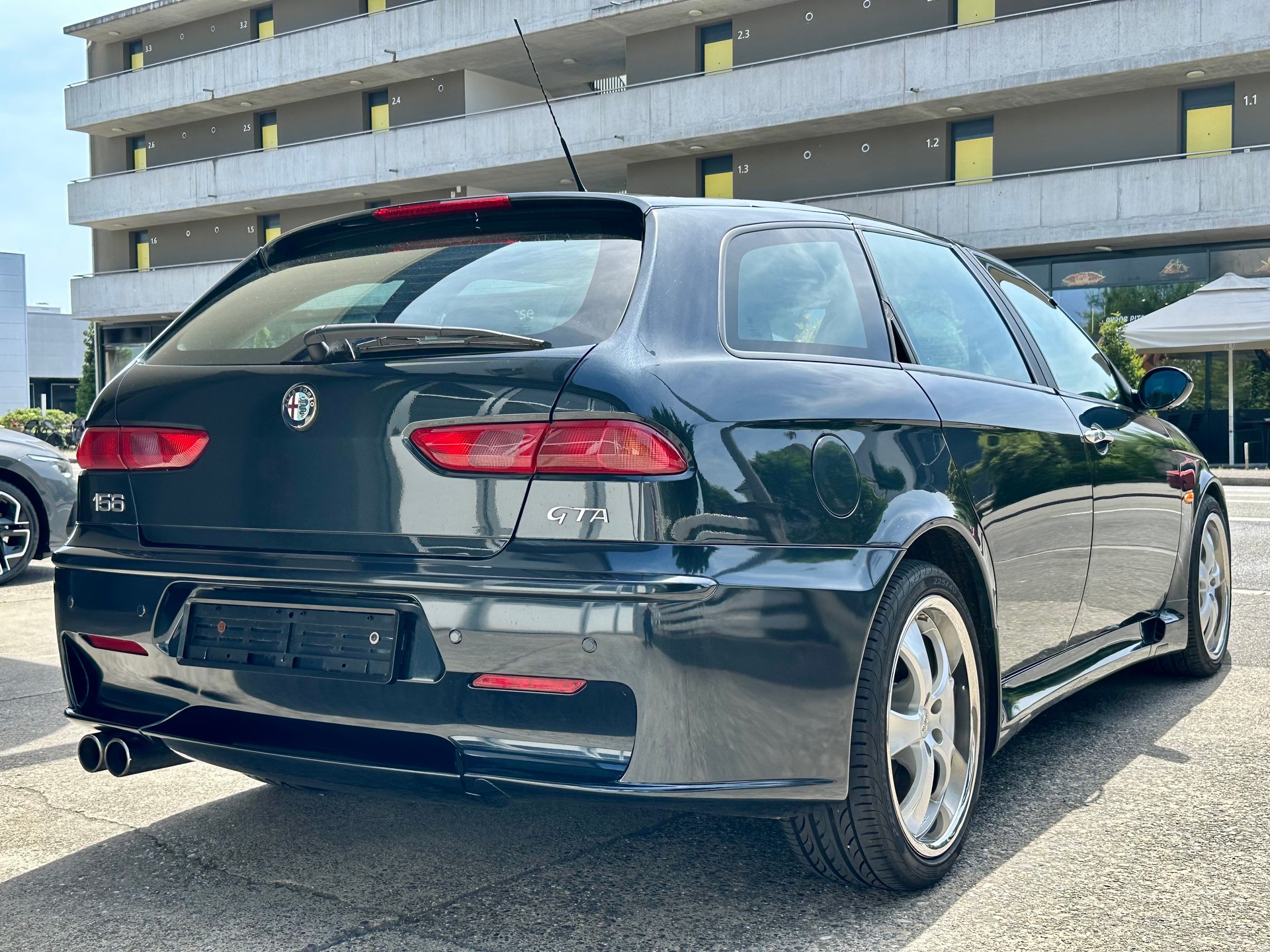 ALFA ROMEO 156 Sportwagon 3.2 V6 GTA-image-5