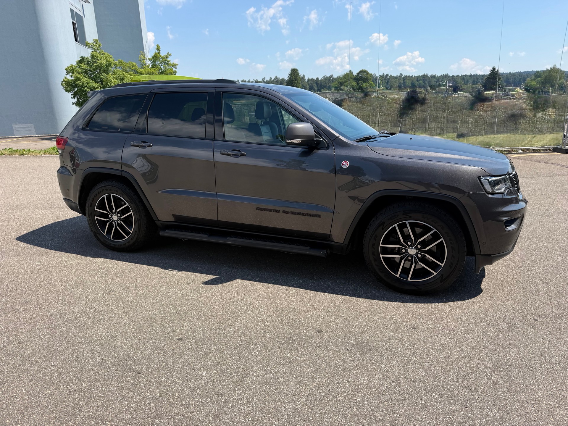 JEEP Grand Cherokee 3.0 CRD Trailhawk Automatic-showroom-element-3