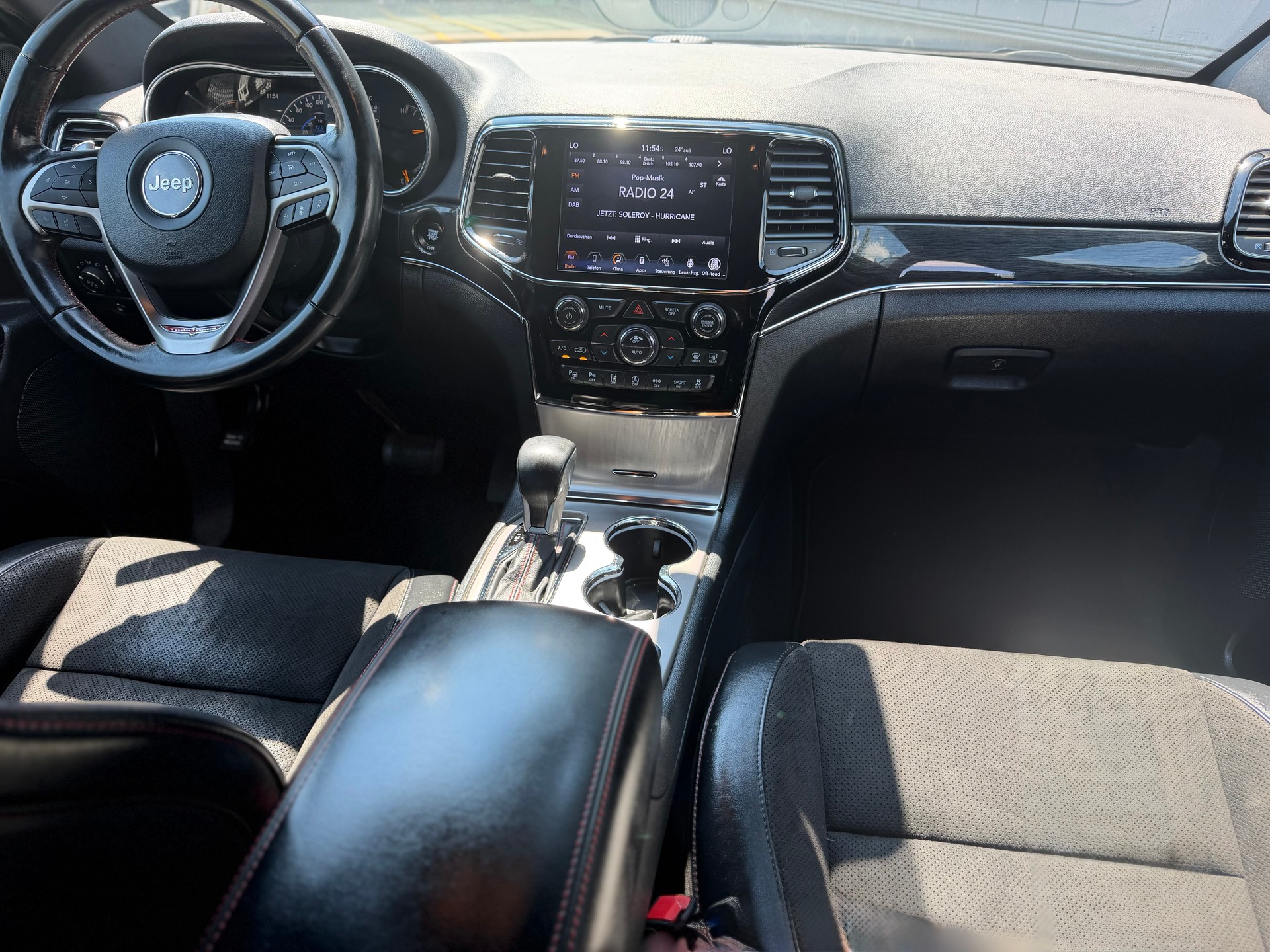JEEP Grand Cherokee 3.0 CRD Trailhawk Automatic-image-11