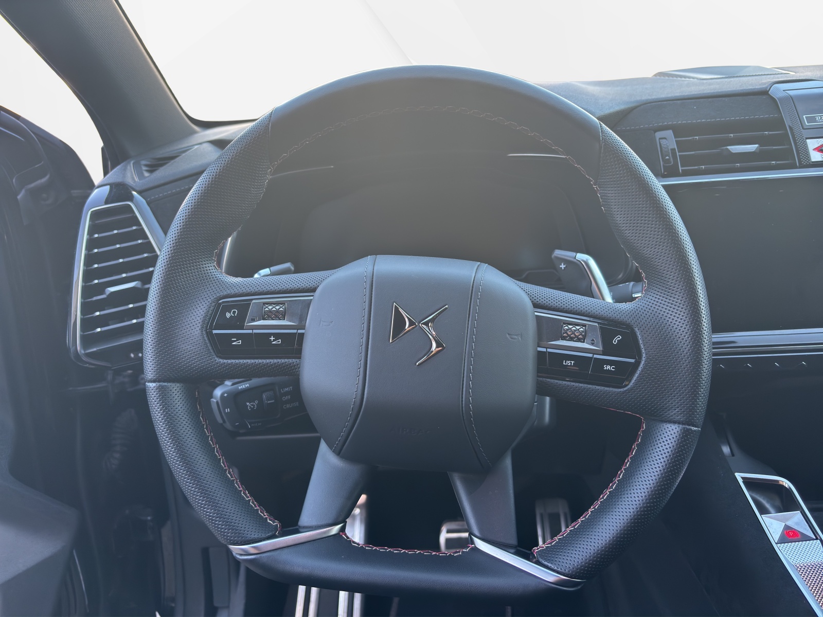 DS AUTOMOBILES DS7 1.6 E-Tense Performance Li-image-10