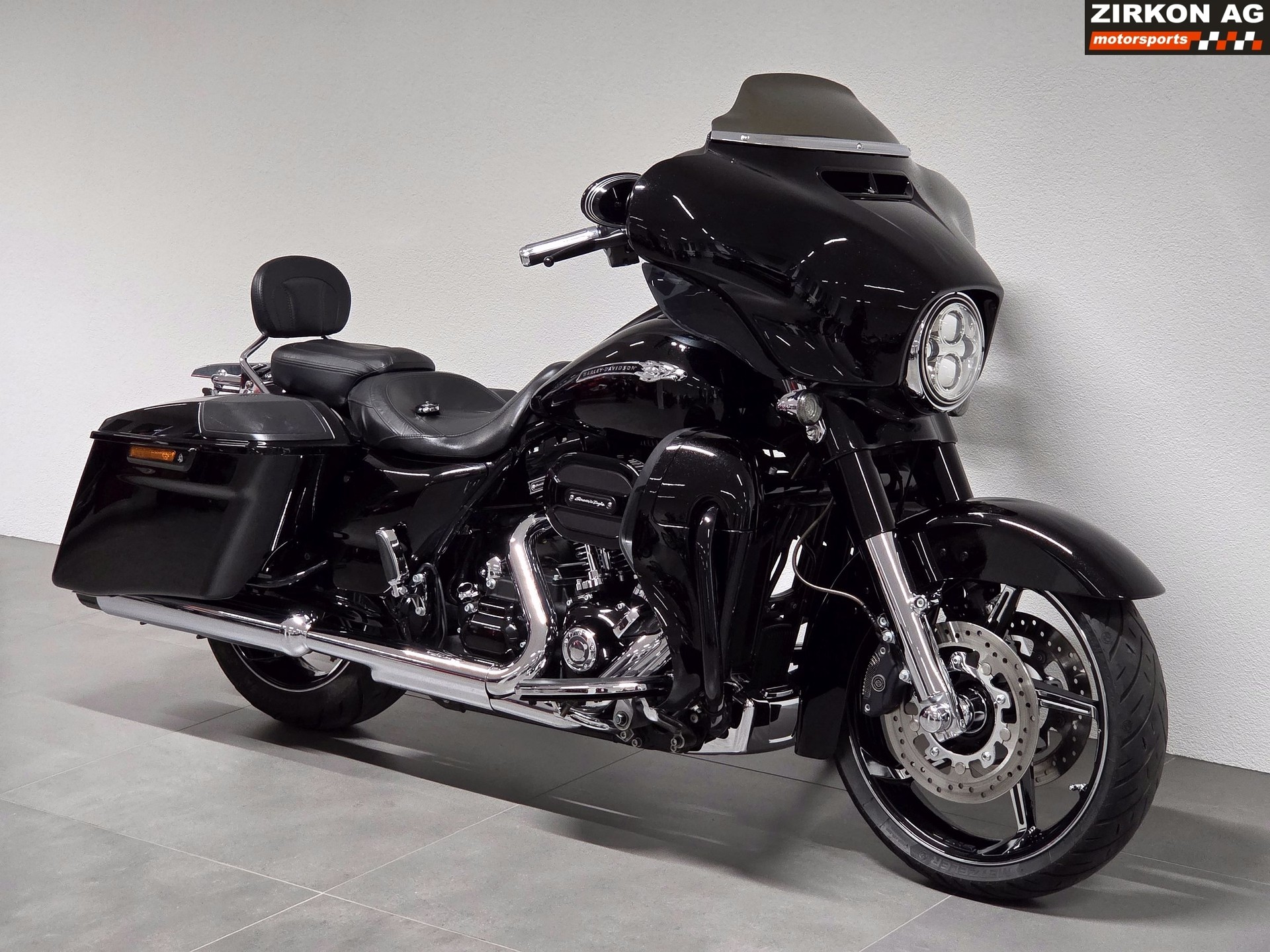 HARLEY-DAVIDSON FLHXSE Street Glide ABS CVO-image-2