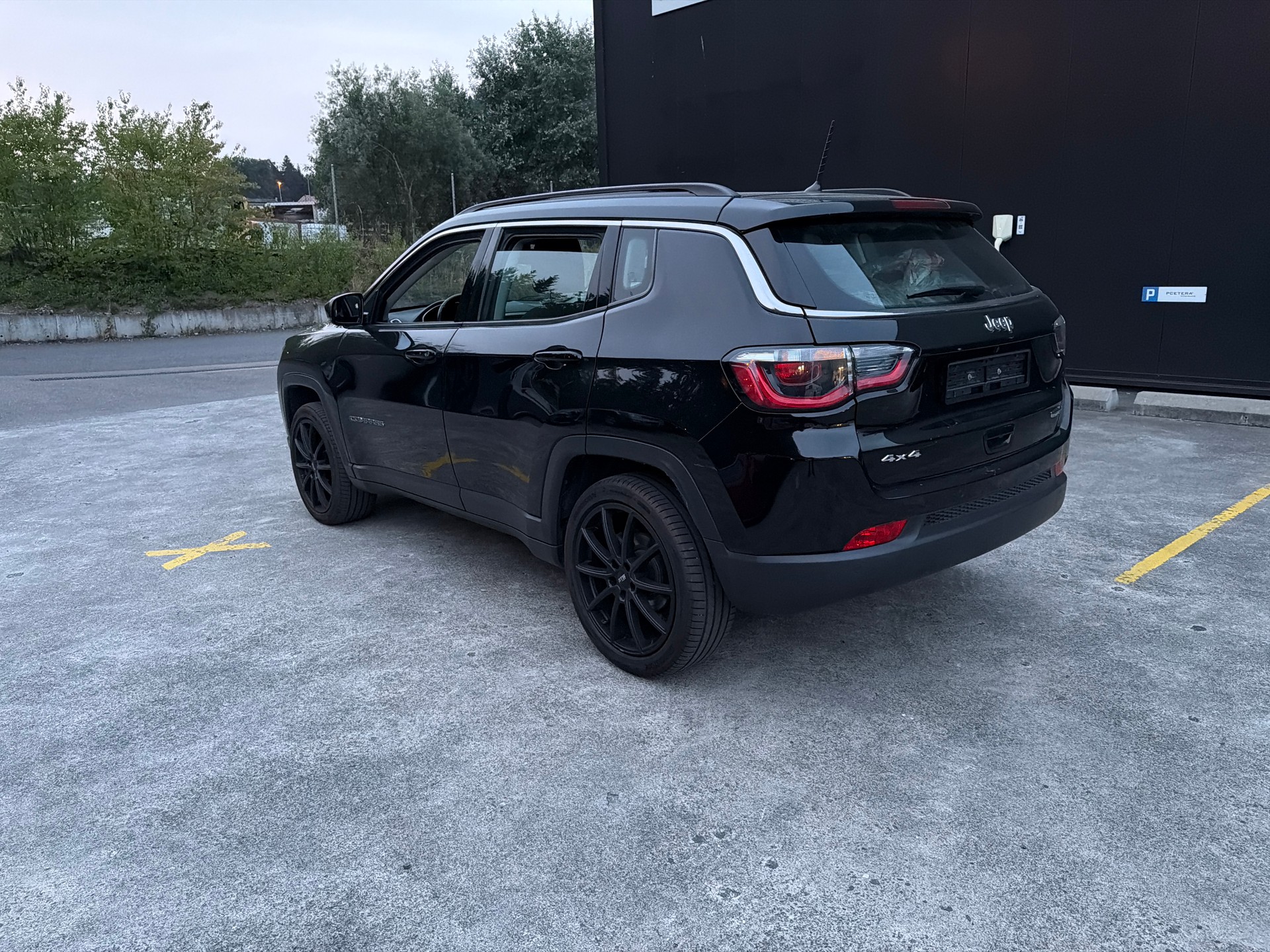 JEEP Compass 2.0CRD Longtitude AWD 9ATX-image-2