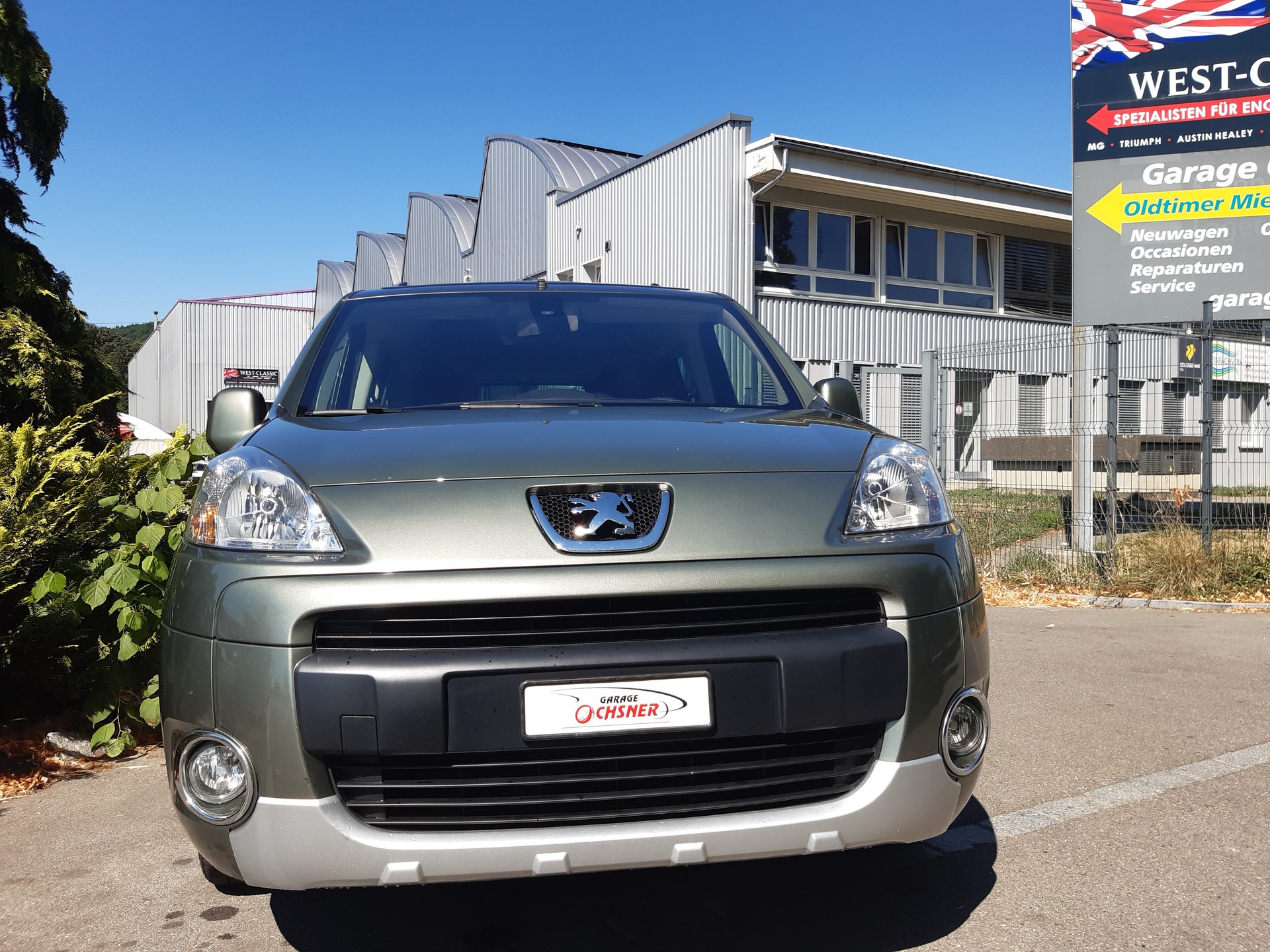 PEUGEOT Partner 1.6 HDI Outdoor-image-5