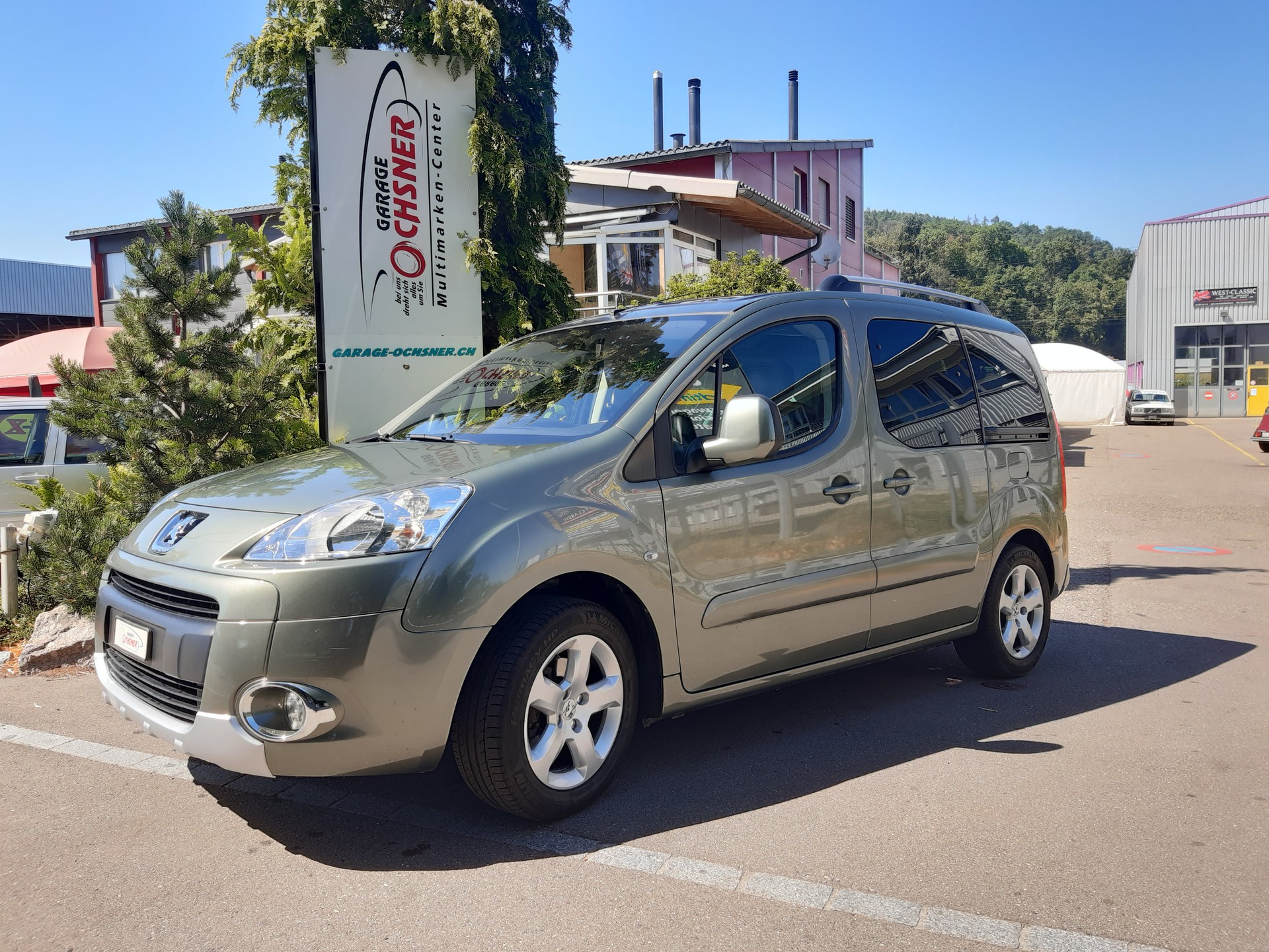 PEUGEOT Partner 1.6 HDI Outdoor-showroom-element-1