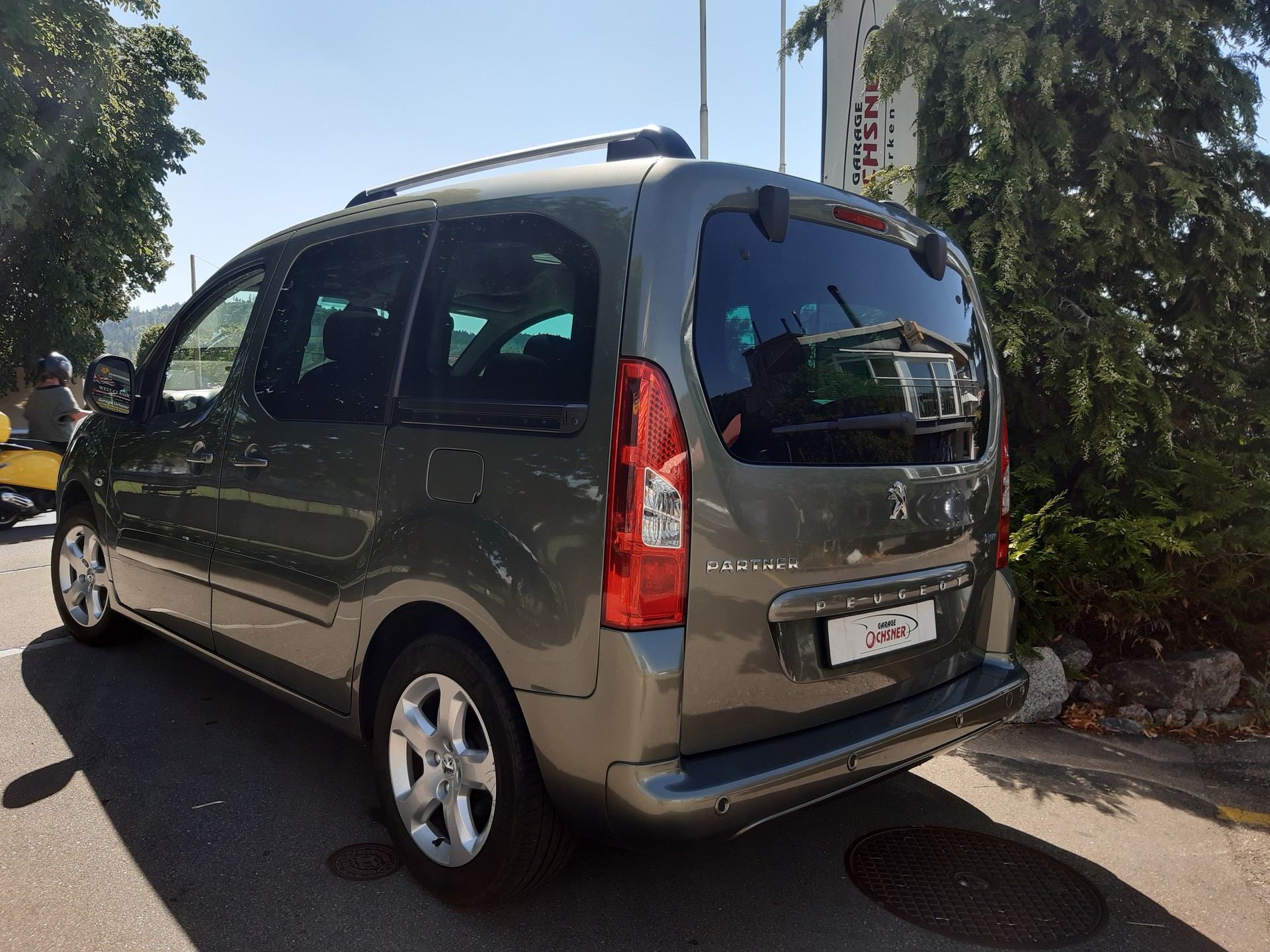 PEUGEOT Partner 1.6 HDI Outdoor-showroom-element-2