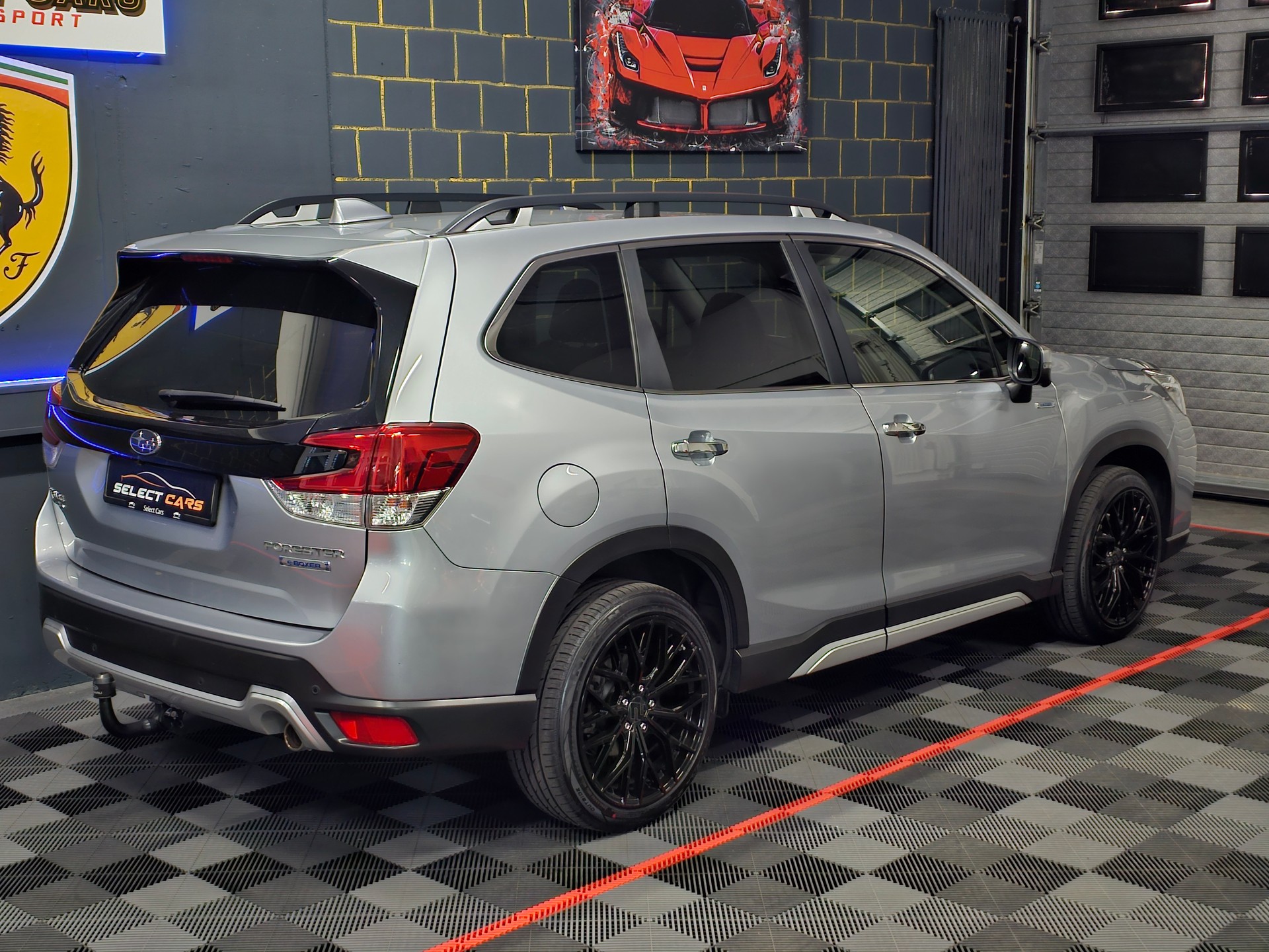 SUBARU Forester 2.0i e-Boxer Luxury Lineartronic-image-2