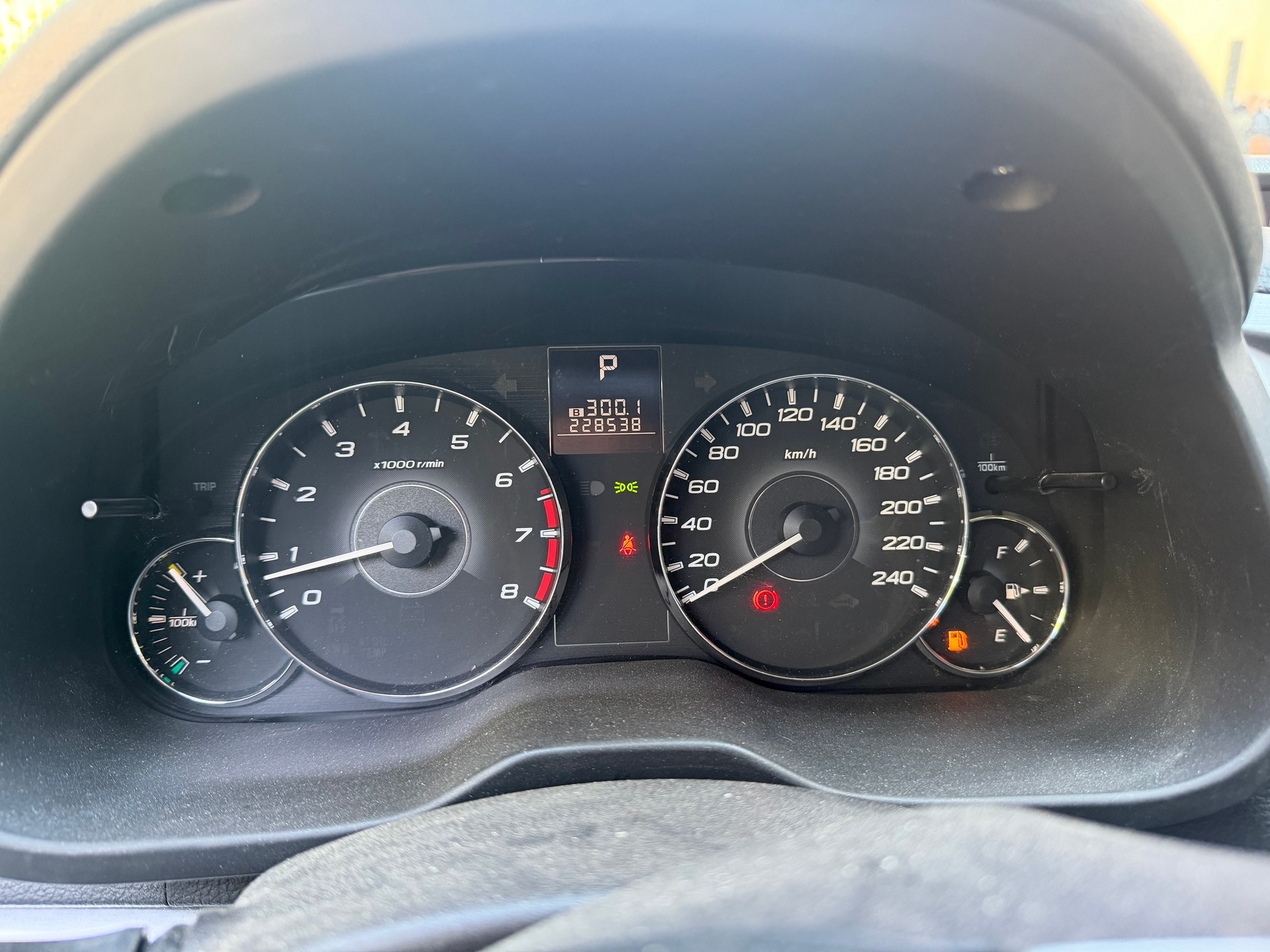 SUBARU Legacy 2.5i Swiss AWD Lineartronic-image-10