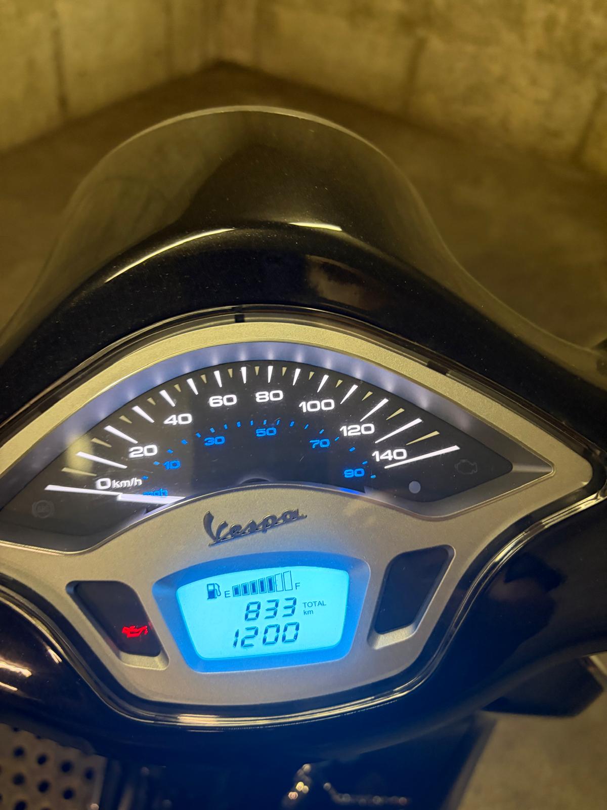 PIAGGIO Vespa 125 Primavera i.e. 3V ABS-image-2