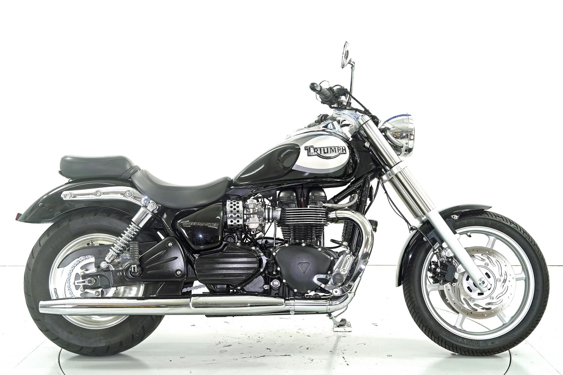 TRIUMPH Speedmaster-image-3