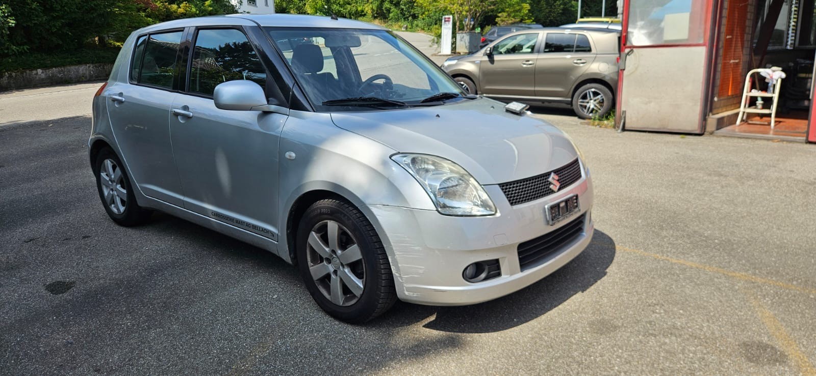 SUZUKI Swift 1.3i 16V GL-image-3