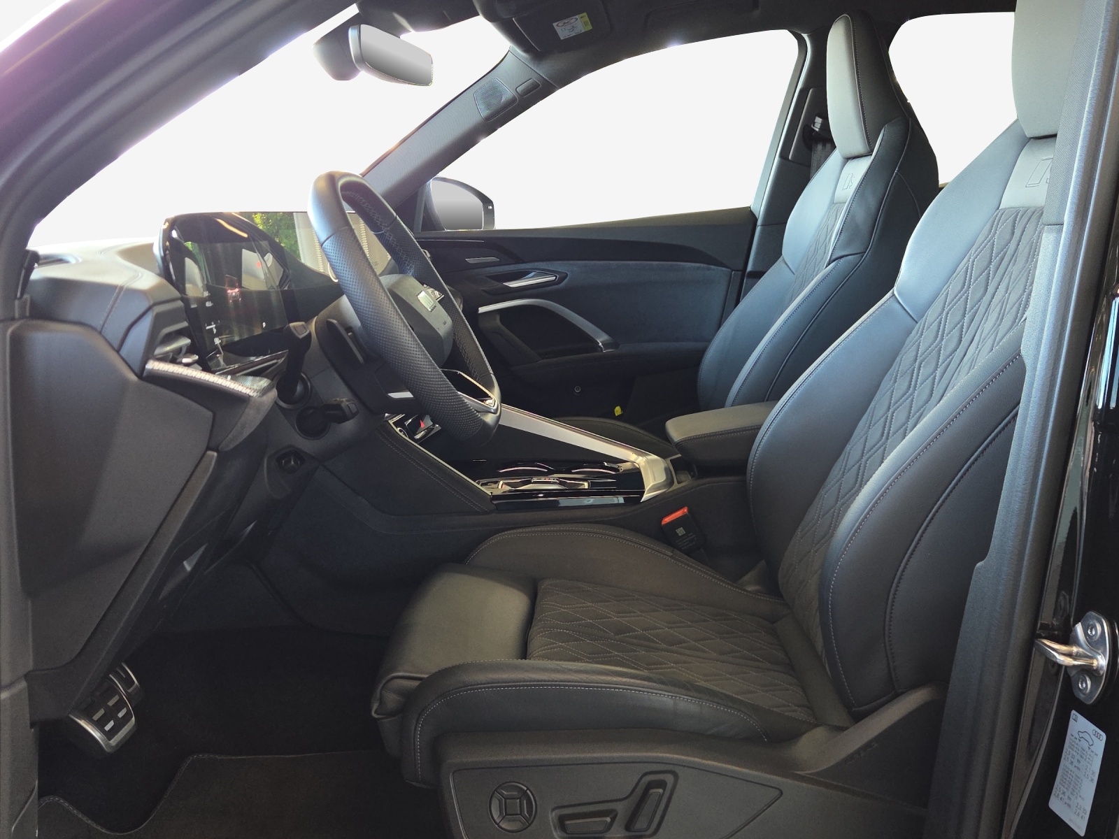 AUDI Q5 TFSI quatto 150 kW S-tronic-image-7
