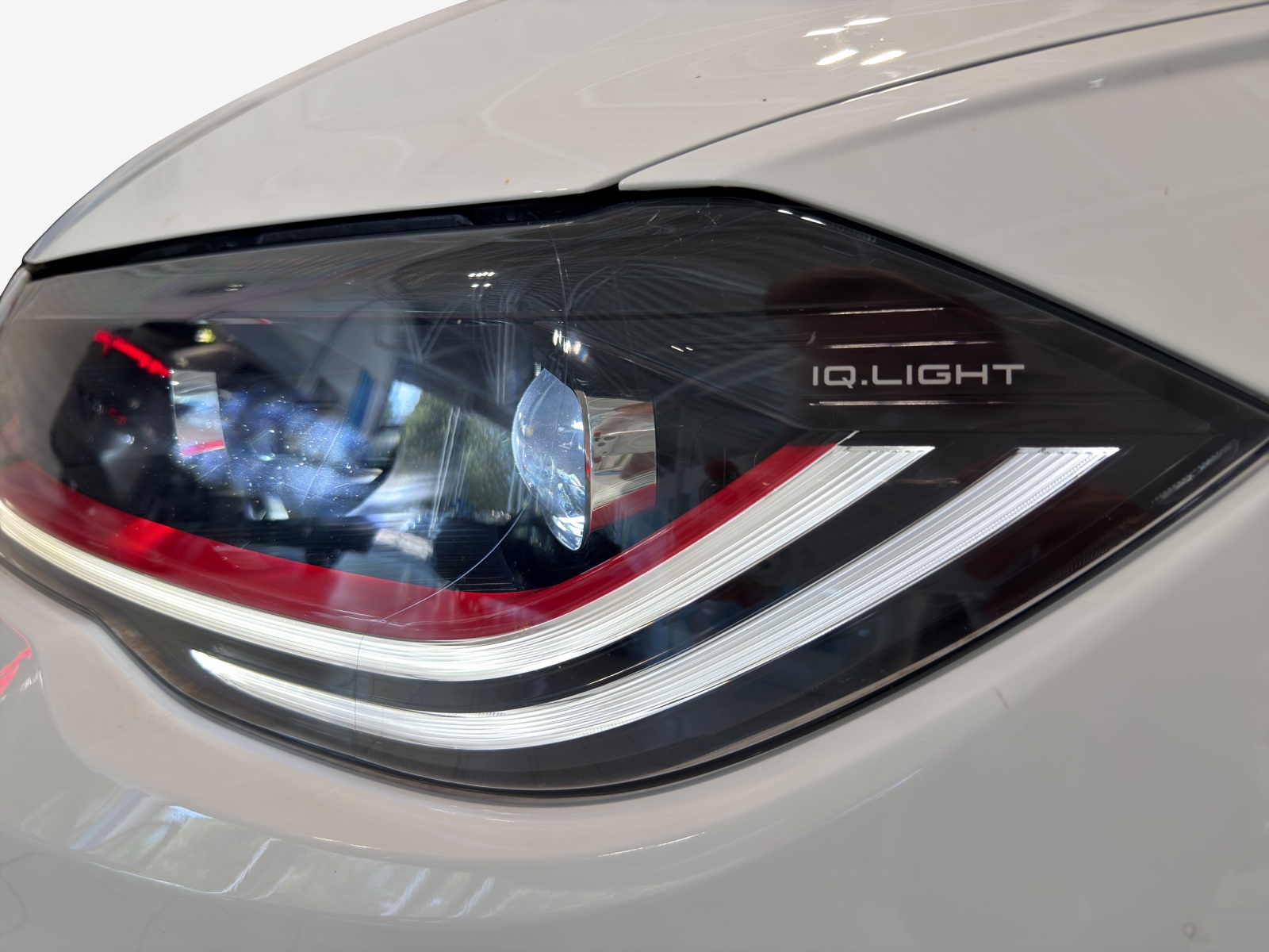 VW Polo 2.0 TSI GTI DSG-image-15
