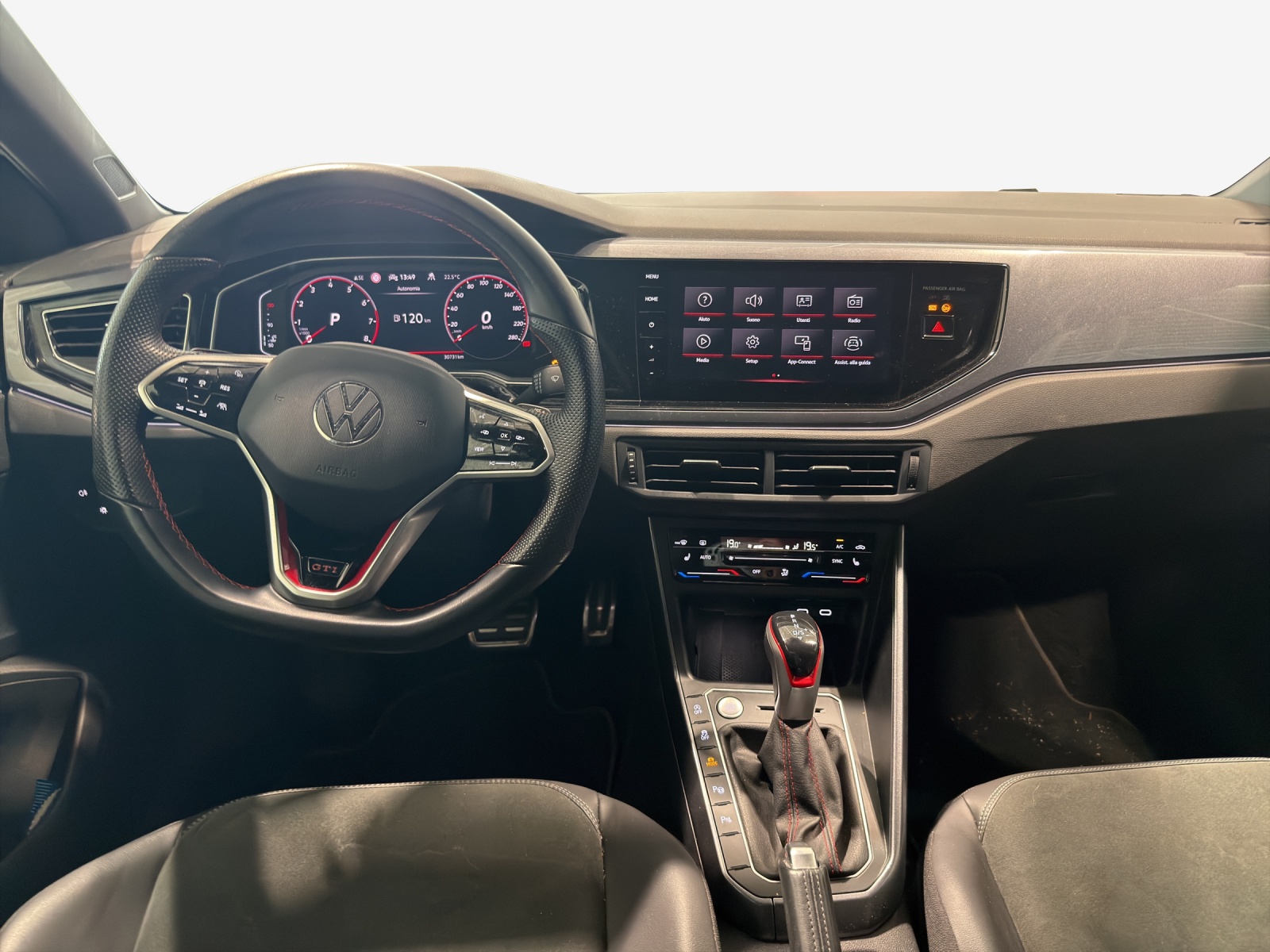 VW Polo 2.0 TSI GTI DSG-image-8