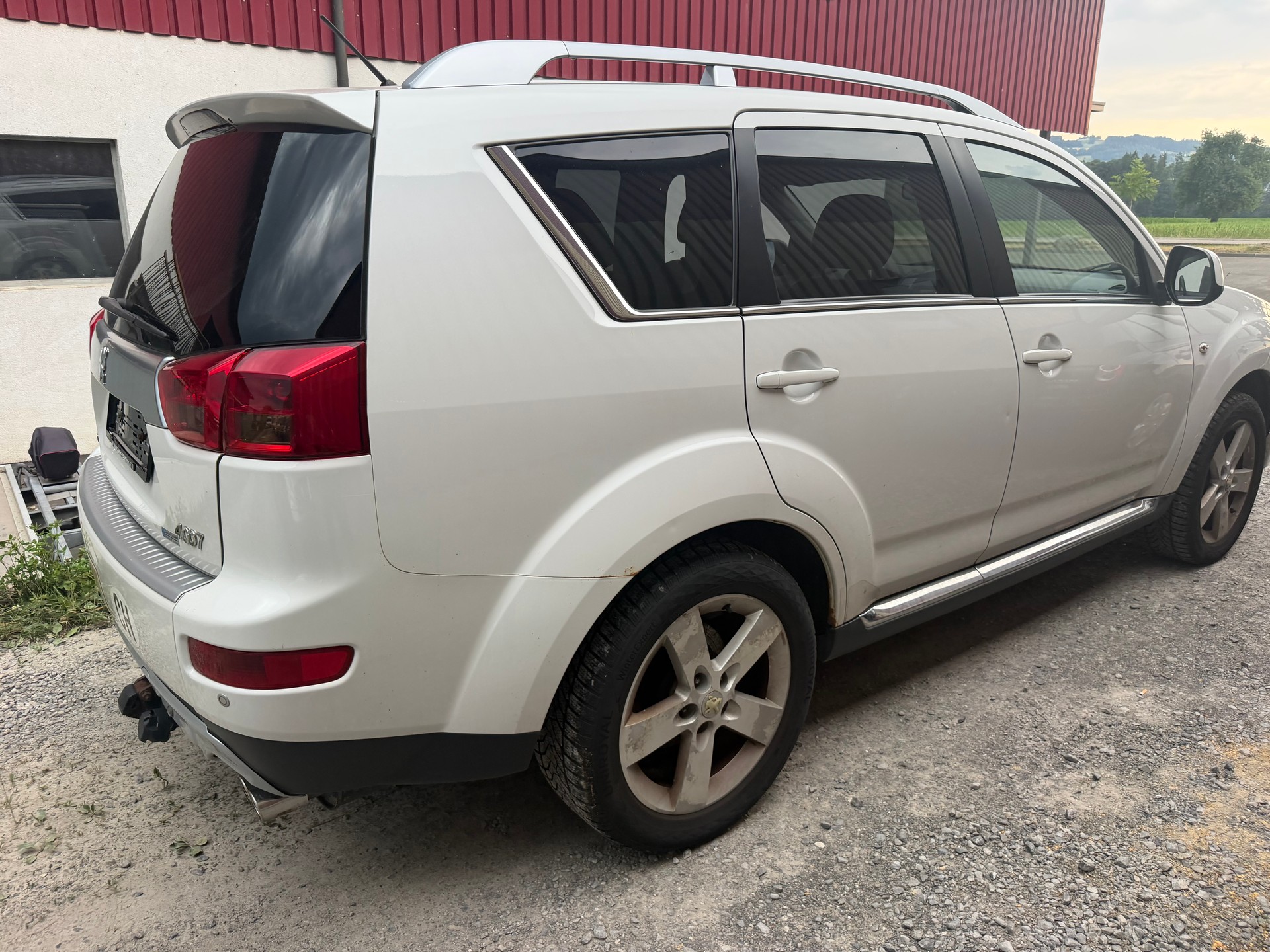 PEUGEOT 4007 2.2 HDi Lion Edition DCS6-image-5