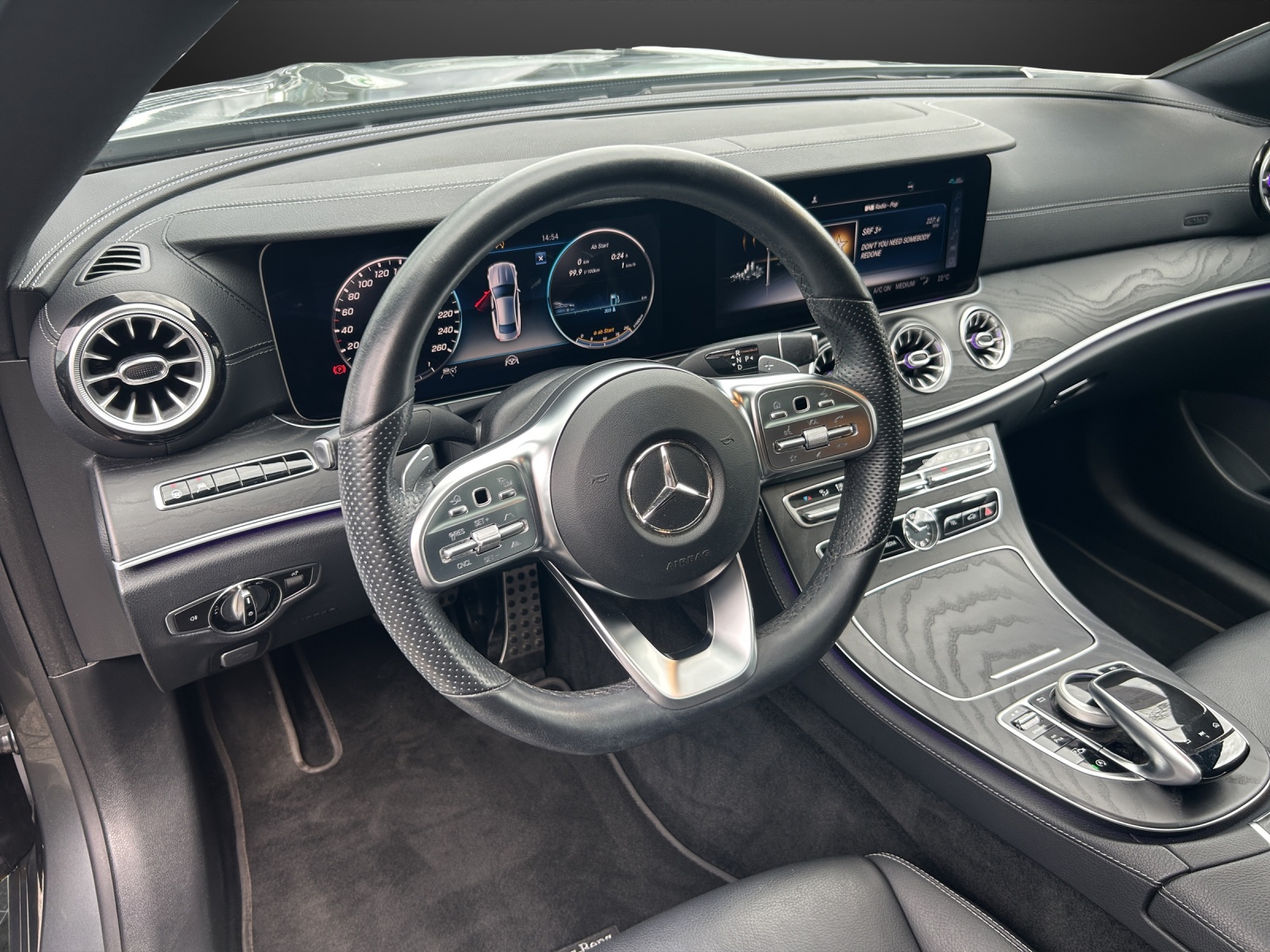 MERCEDES-BENZ E 400 d Coupé AMG Line 4 Matic 9G-Tronic-image-9