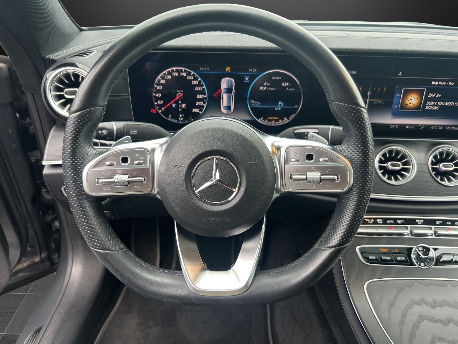 MERCEDES-BENZ E 400 d Coupé AMG Line 4 Matic 9G-Tronic-image-10
