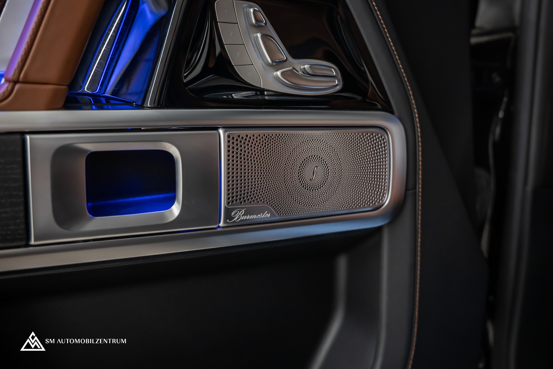 MERCEDES-BENZ G 63 AMG Manufaktur / Vollausstattung / Panorama / 360° / Sitzbelüftung / Massage-image-25