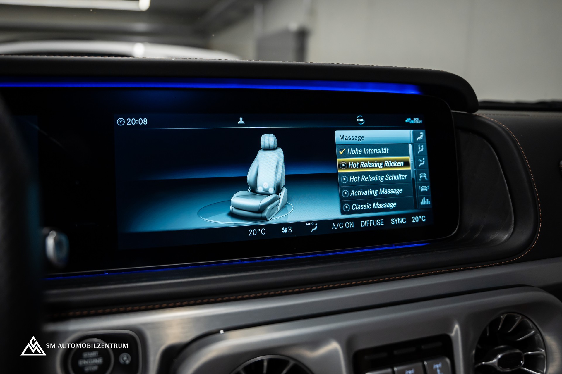 MERCEDES-BENZ G 63 AMG Manufaktur / Vollausstattung / Panorama / 360° / Sitzbelüftung / Massage-image-37