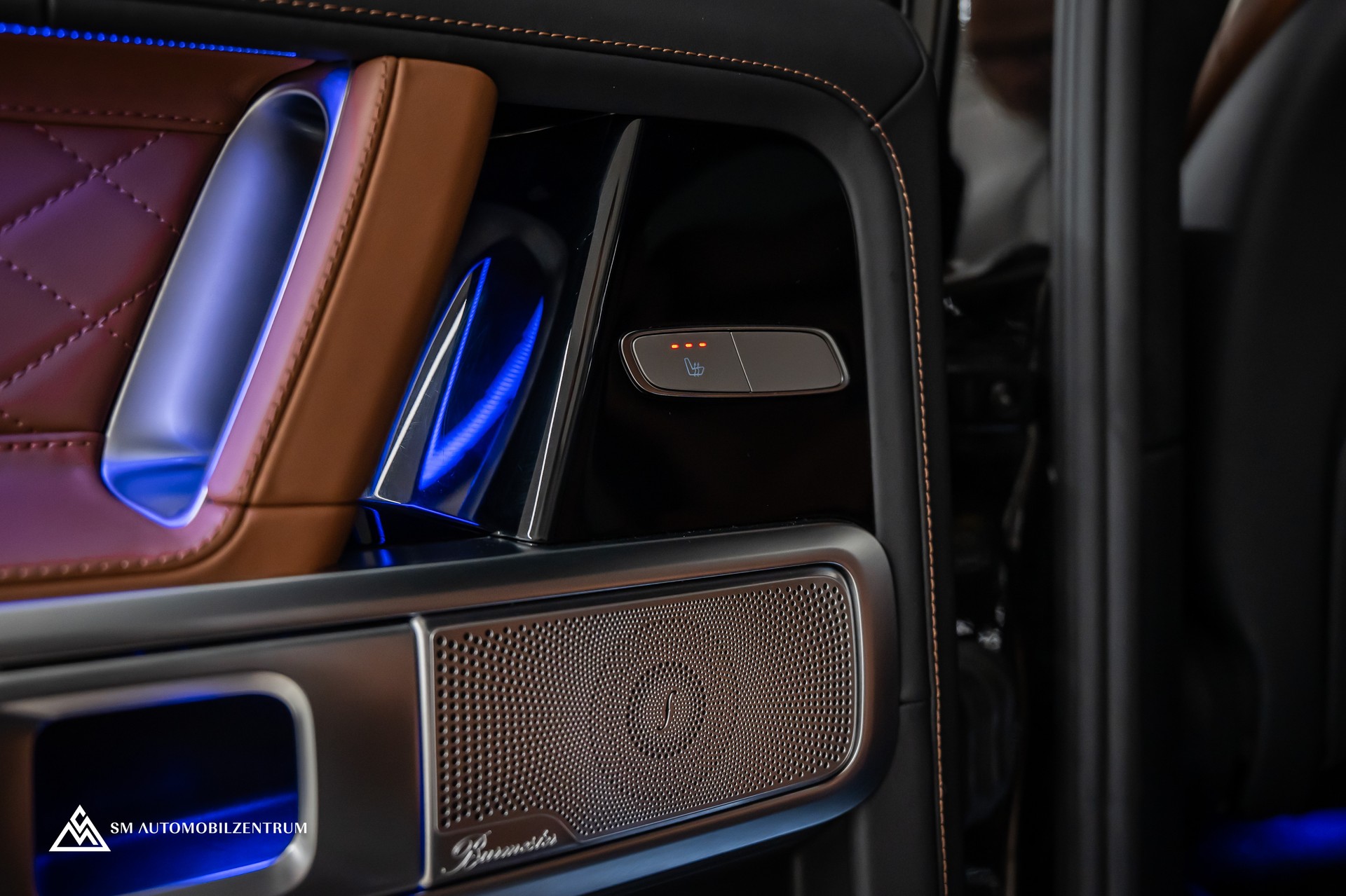 MERCEDES-BENZ G 63 AMG Manufaktur / Vollausstattung / Panorama / 360° / Sitzbelüftung / Massage-image-22