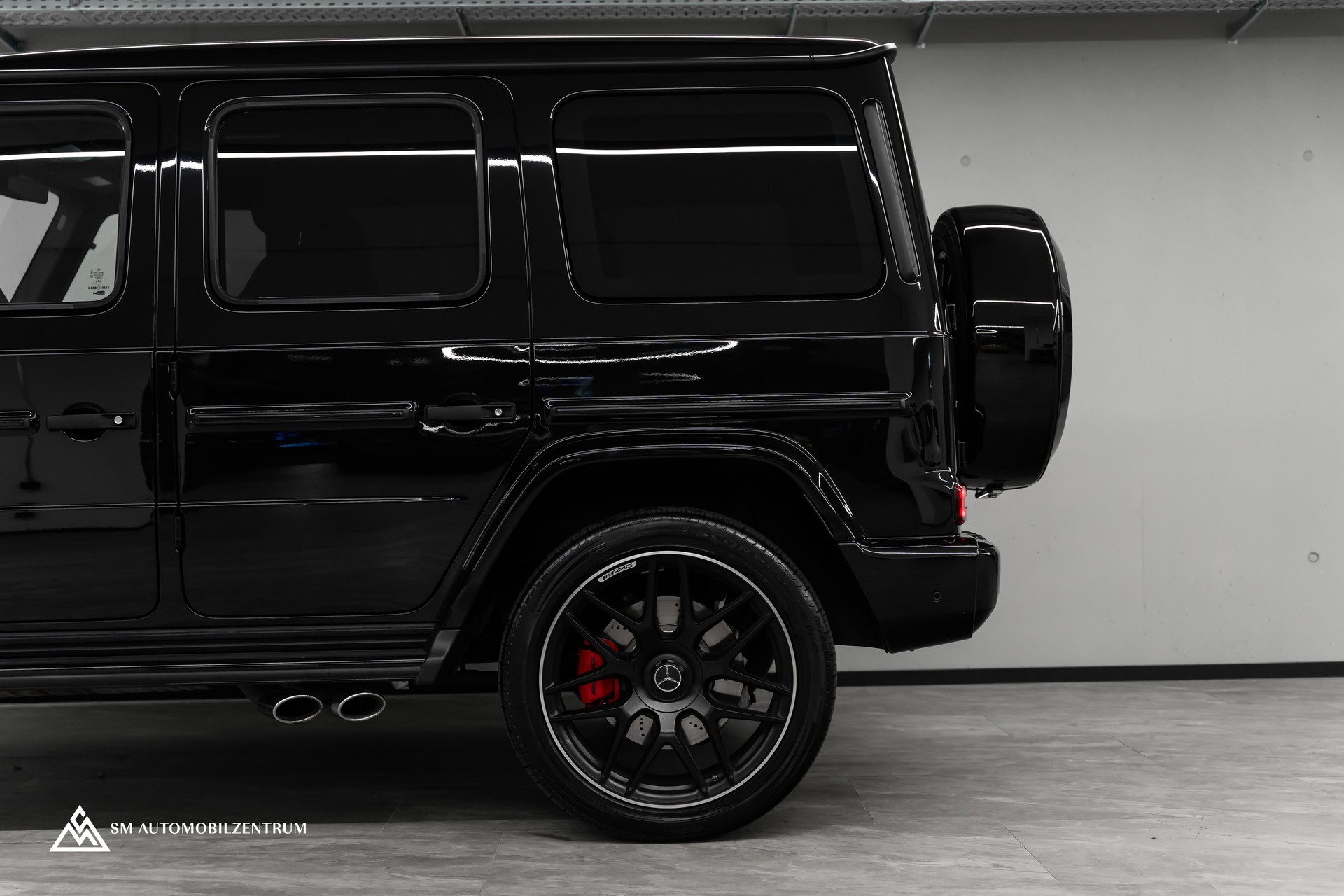 MERCEDES-BENZ G 63 AMG Manufaktur / Vollausstattung / Panorama / 360° / Sitzbelüftung / Massage-image-7
