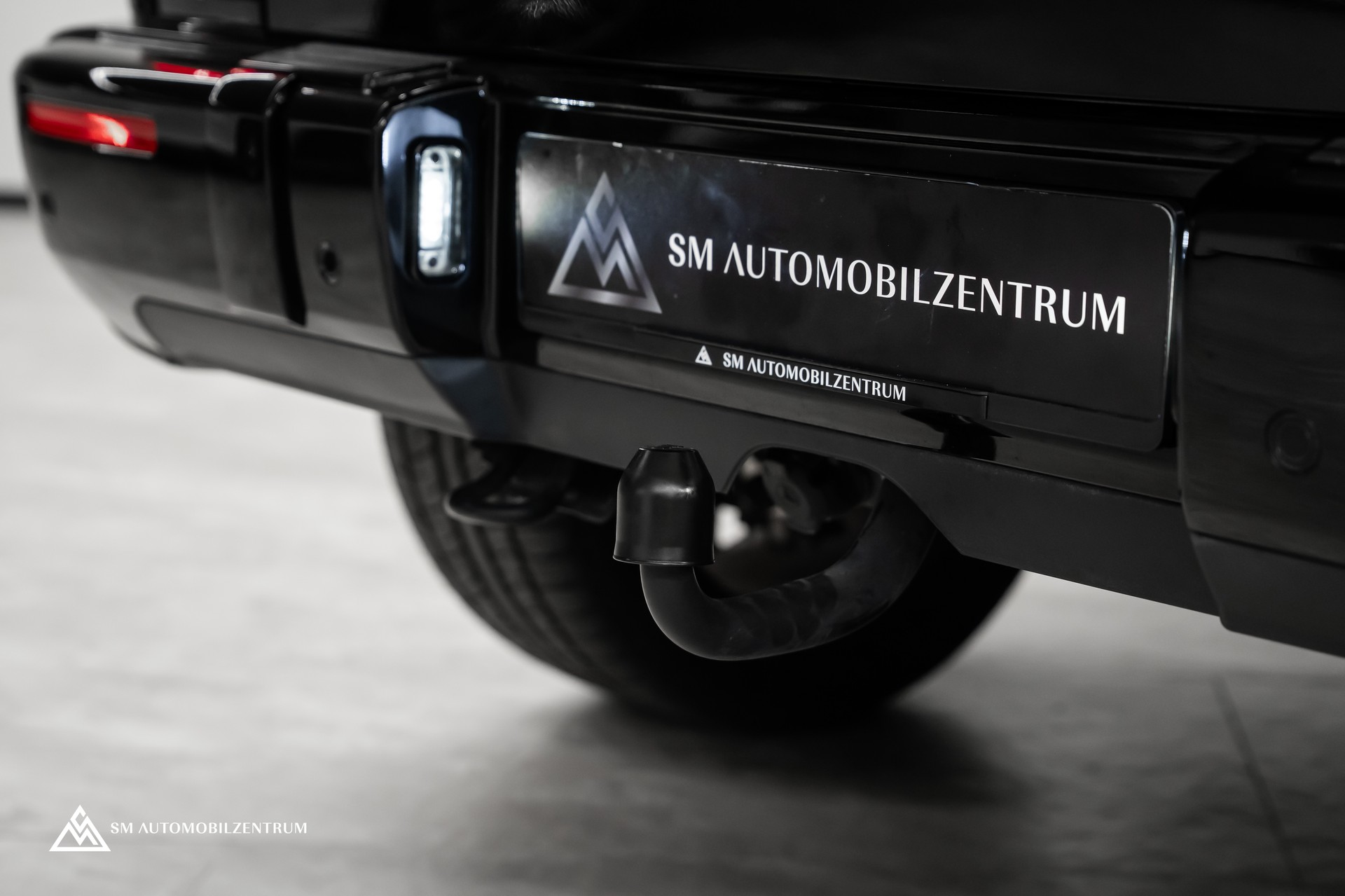 MERCEDES-BENZ G 63 AMG Manufaktur / Vollausstattung / Panorama / 360° / Sitzbelüftung / Massage-image-10