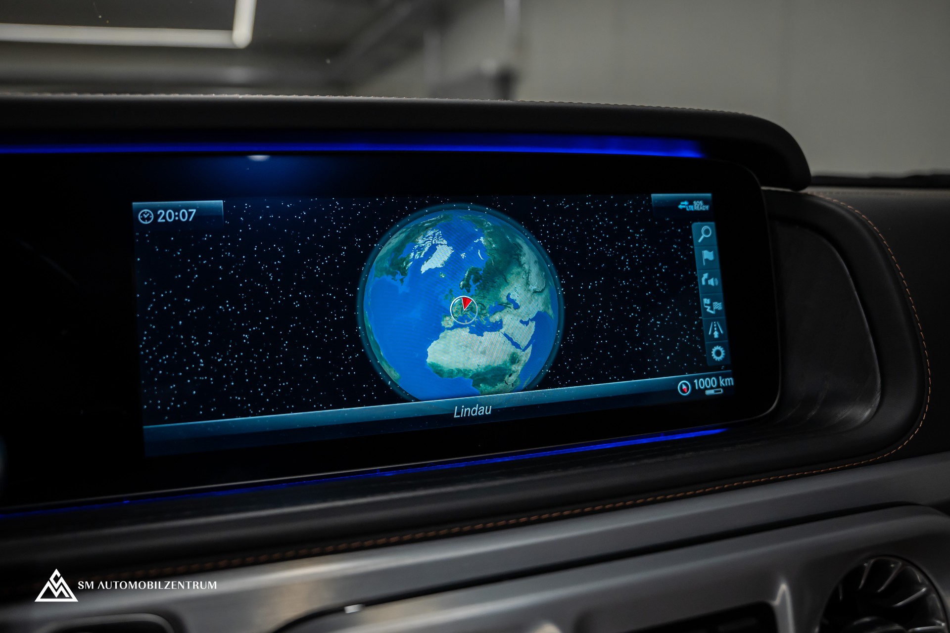 MERCEDES-BENZ G 63 AMG Manufaktur / Vollausstattung / Panorama / 360° / Sitzbelüftung / Massage-image-36
