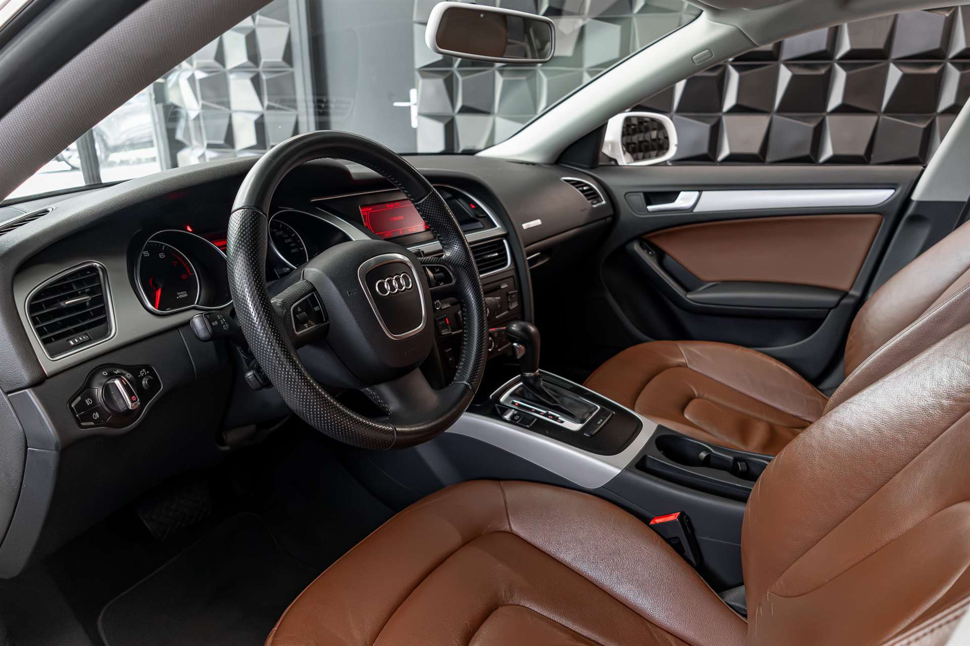 AUDI A5 Sportback 2.0 TFSI multitronic-image-11