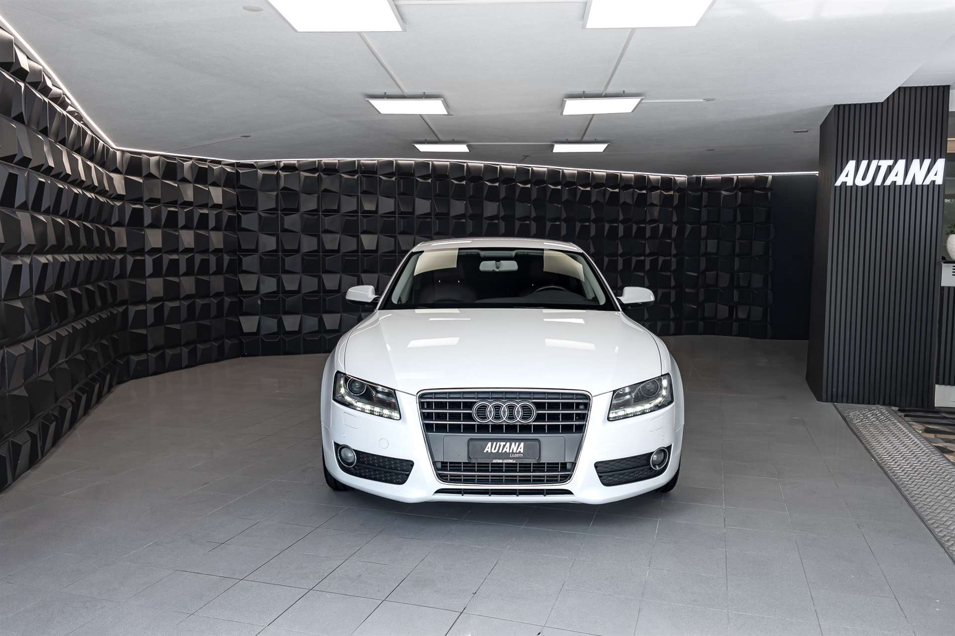 AUDI A5 Sportback 2.0 TFSI multitronic-showroom-element-3