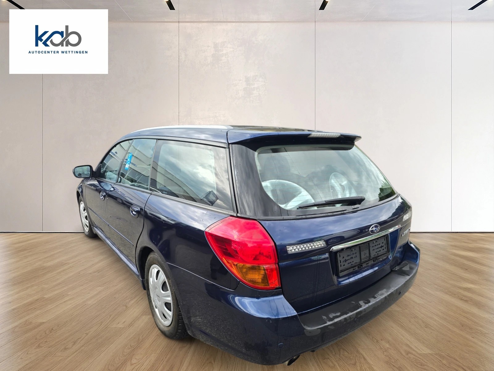 SUBARU Legacy 2.0R AWD Swiss-image-6