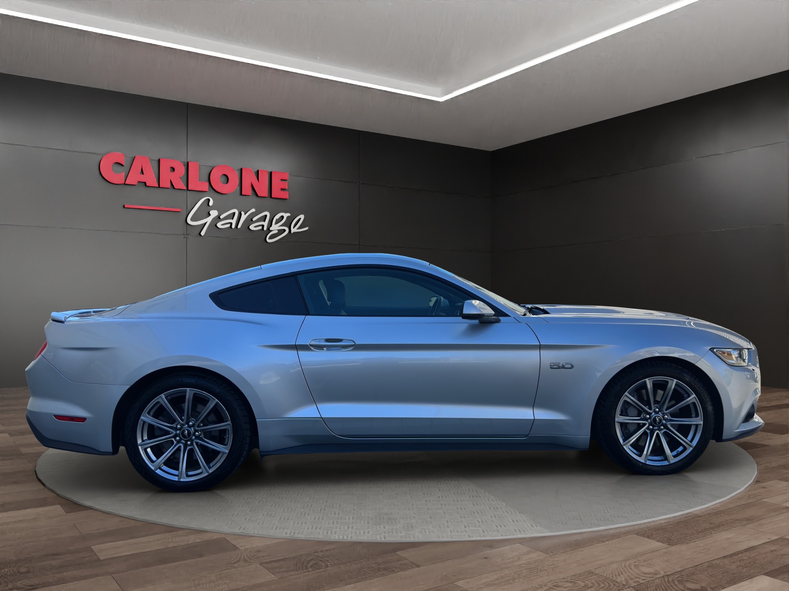 FORD 5.0 V8-showroom-element-1