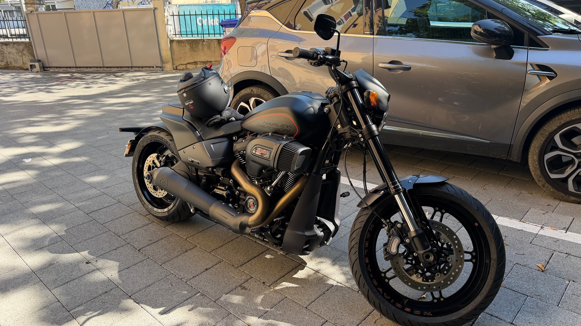 HARLEY-DAVIDSON FXDRS 114 ABS-image-1