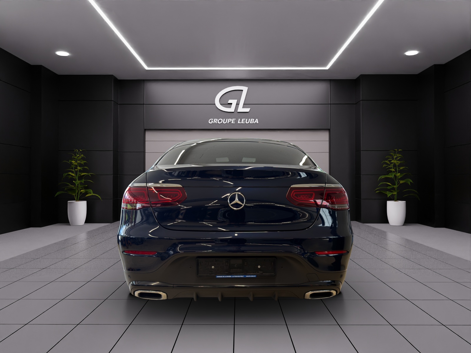 MERCEDES-BENZ GLC Coupé 300 AMG Line 4M-image-4