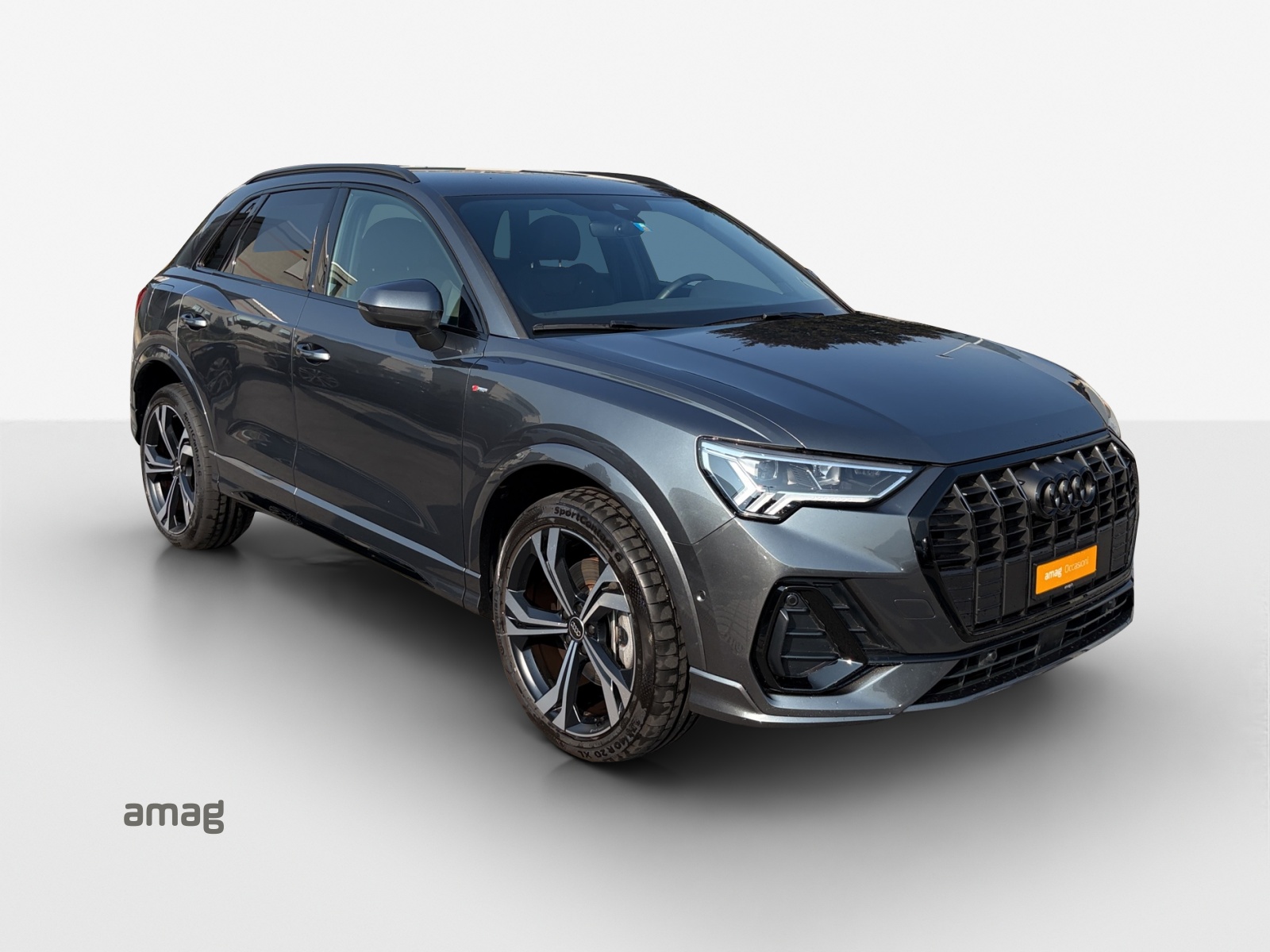 AUDI Q3 45 TFSI e S line S-tronic-image-5
